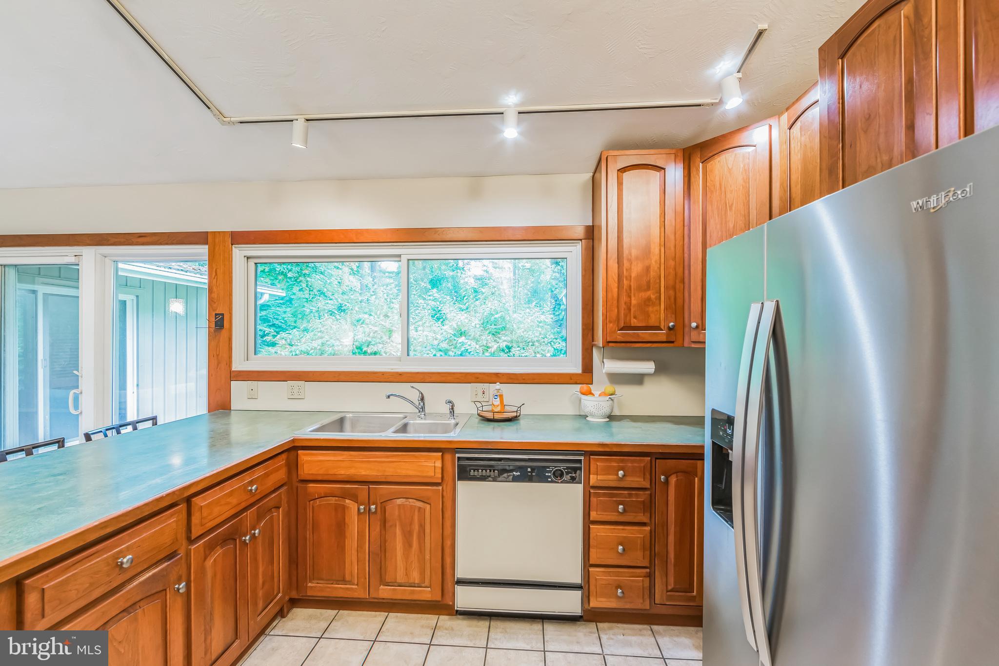 WHITFORD HILLS - Residential
