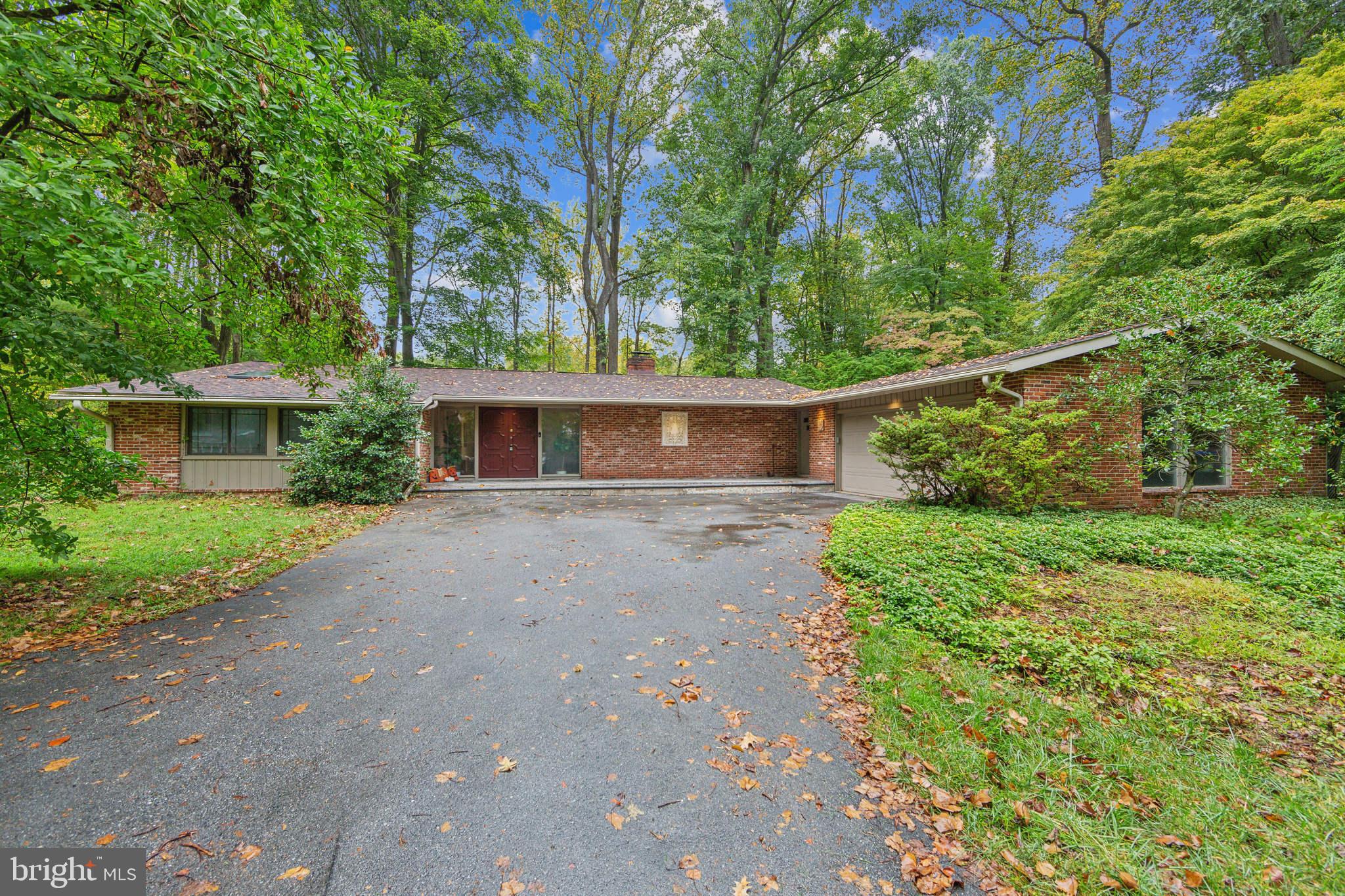 WHITFORD HILLS - Residential