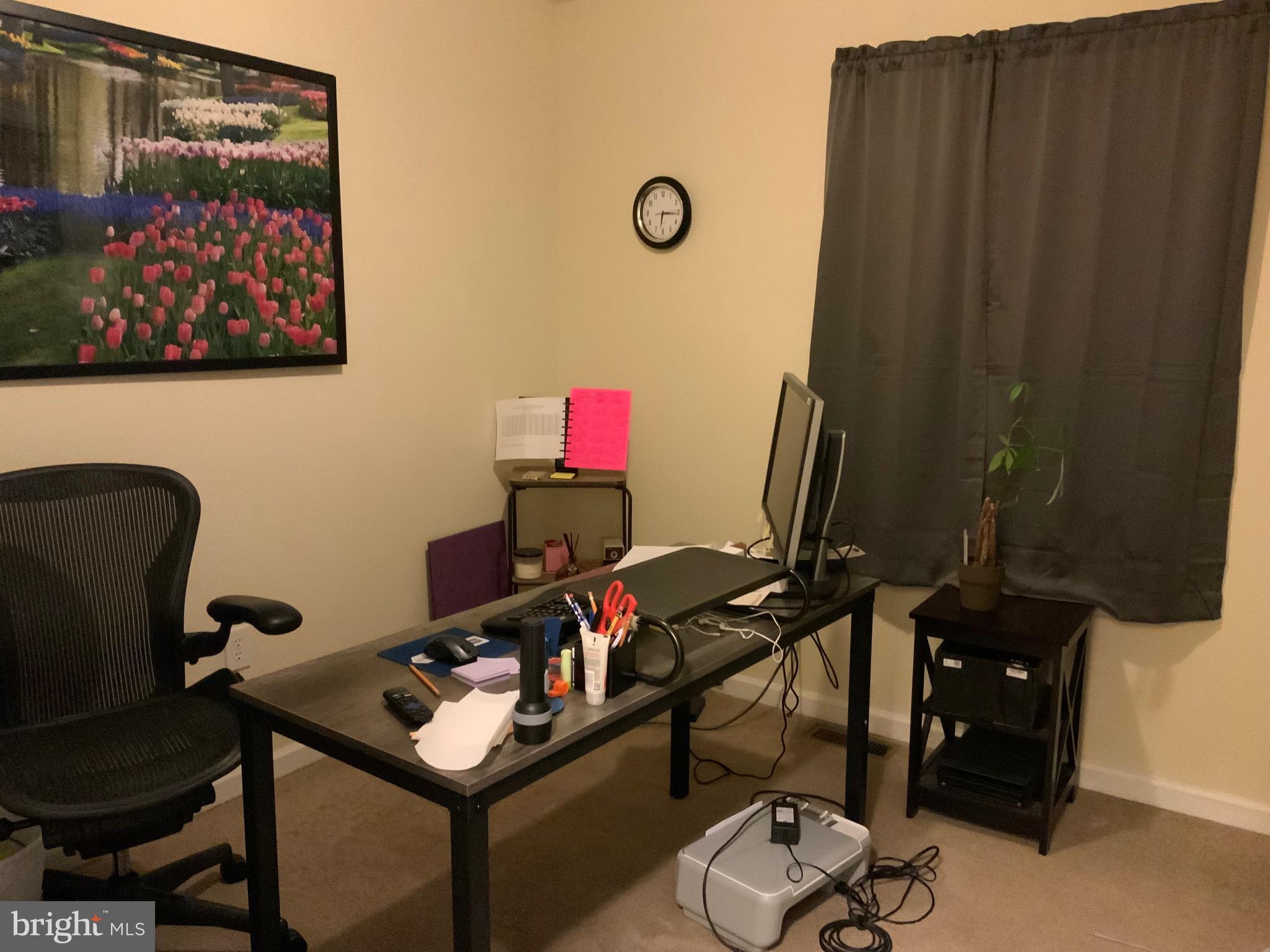 DOUGLAS OAKS - Residential