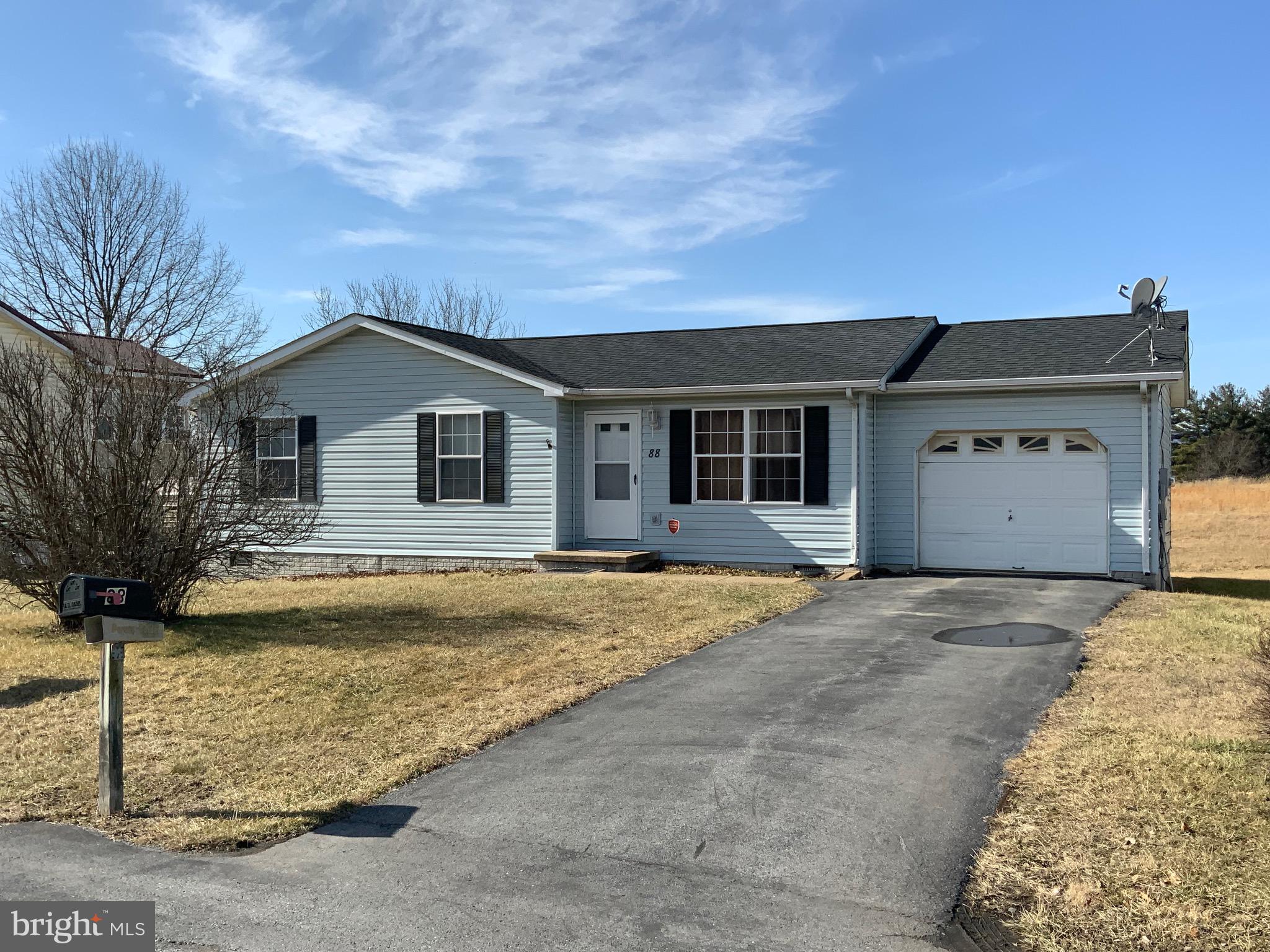 DOUGLAS OAKS - Residential