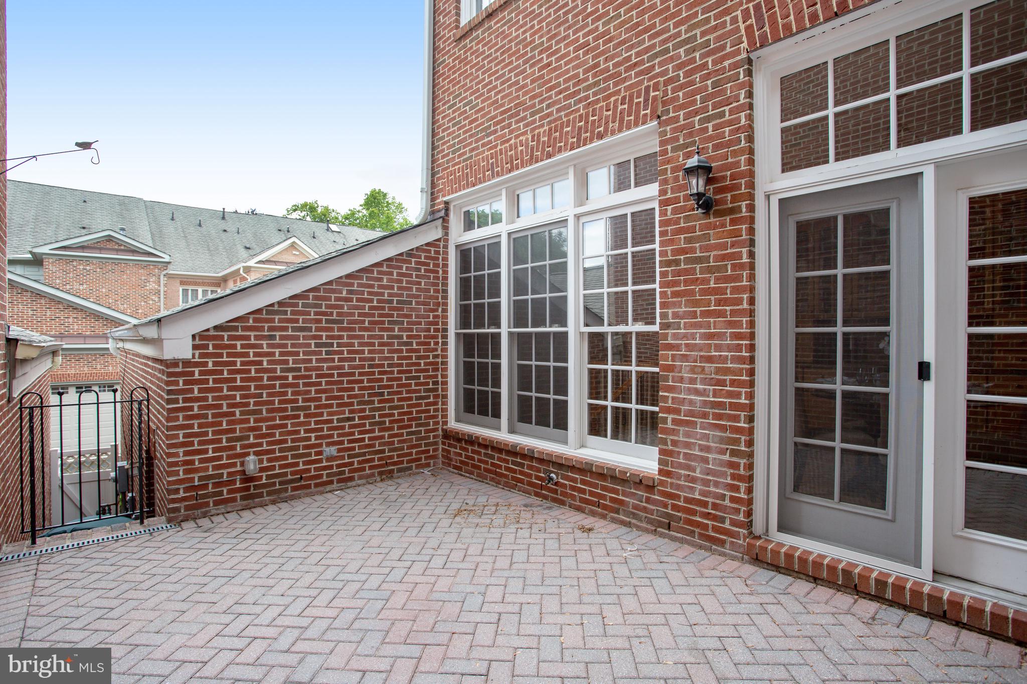 EVANS FARM - Residential