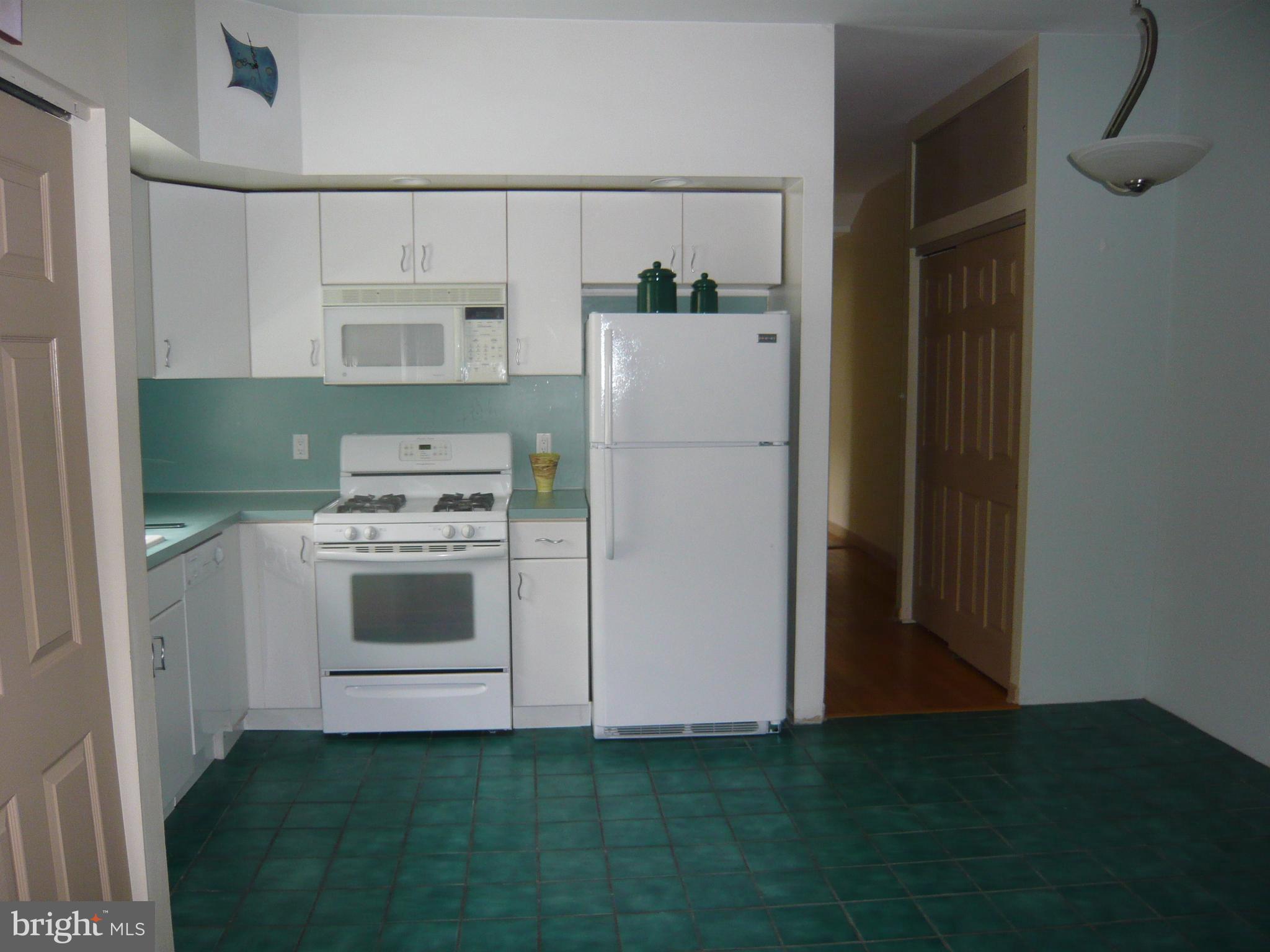 EAST PASSYUNK CROSSING - Residential Income