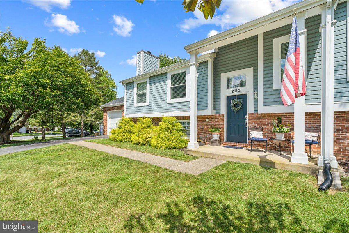 FOUNTAIN ROCK MANOR - Residential