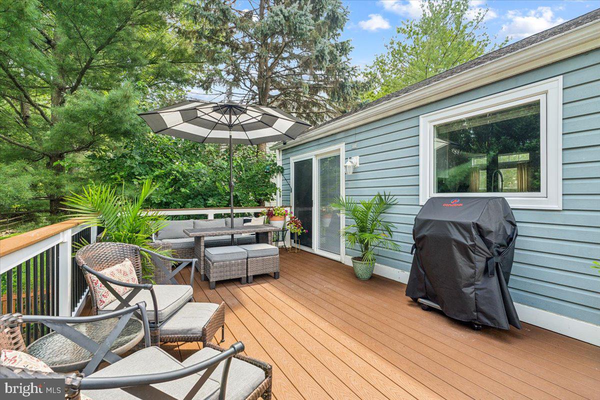 FOUNTAIN ROCK MANOR - Residential