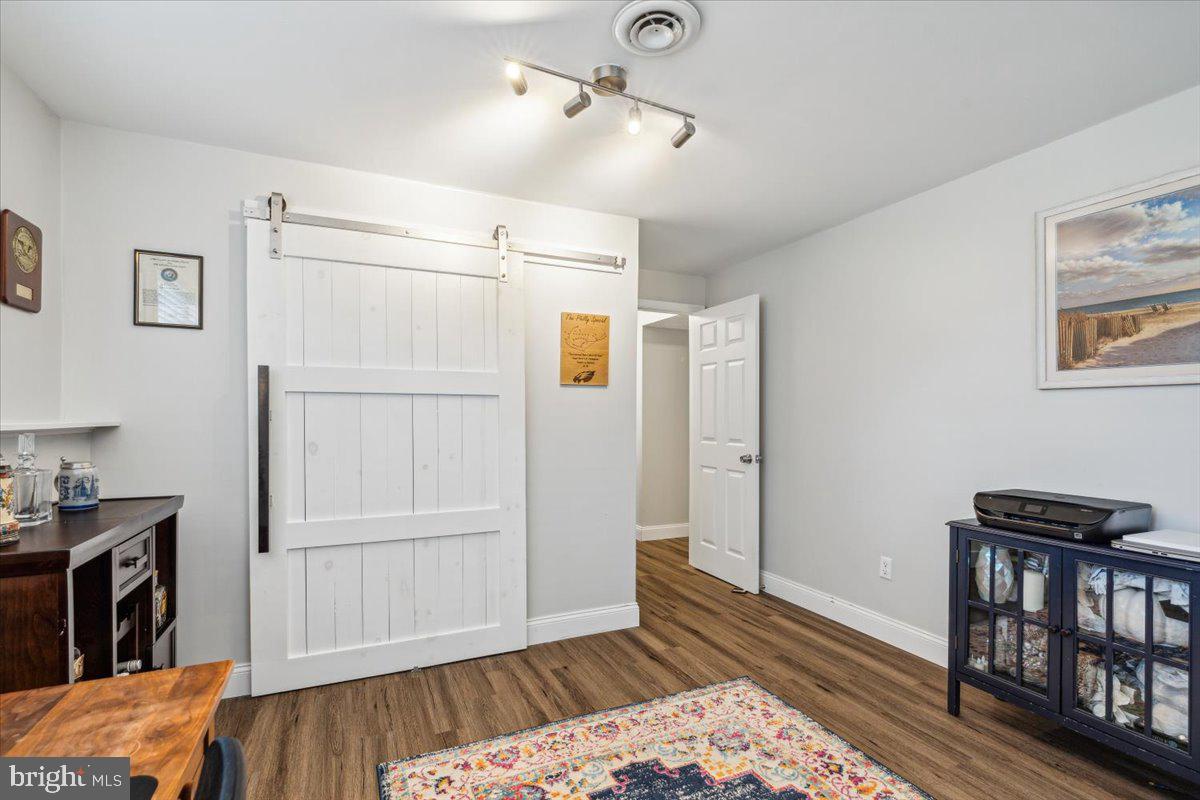 FOUNTAIN ROCK MANOR - Residential