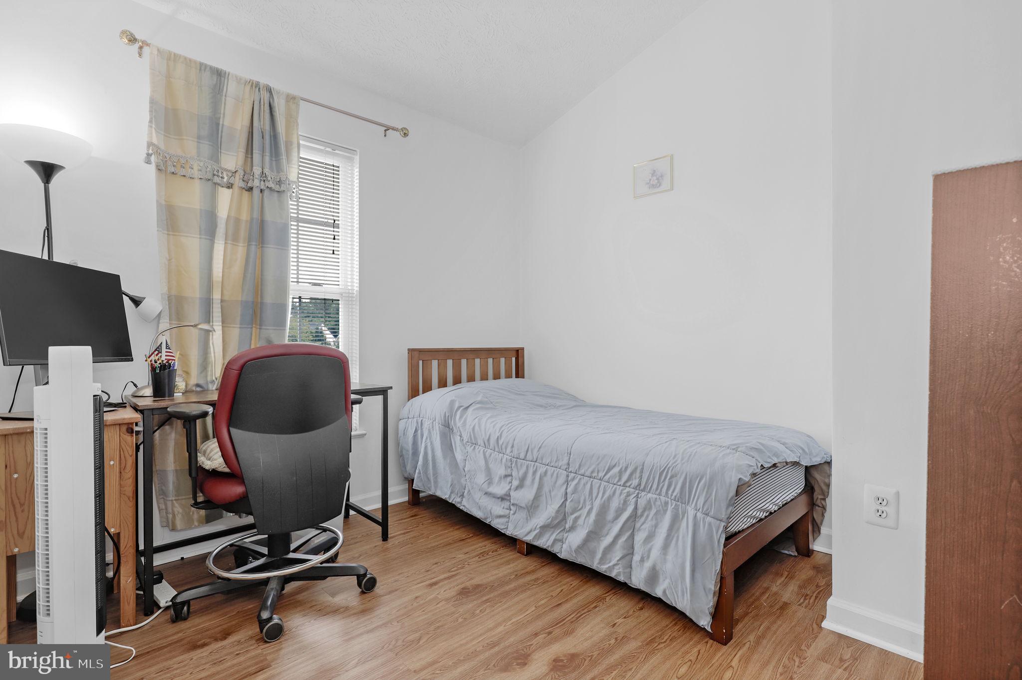 WILLOW BROOK - Residential