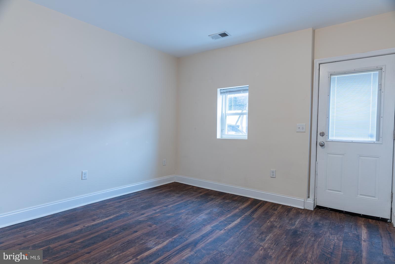 FEDERAL HILL HISTORIC DISTRICT - Residential Lease