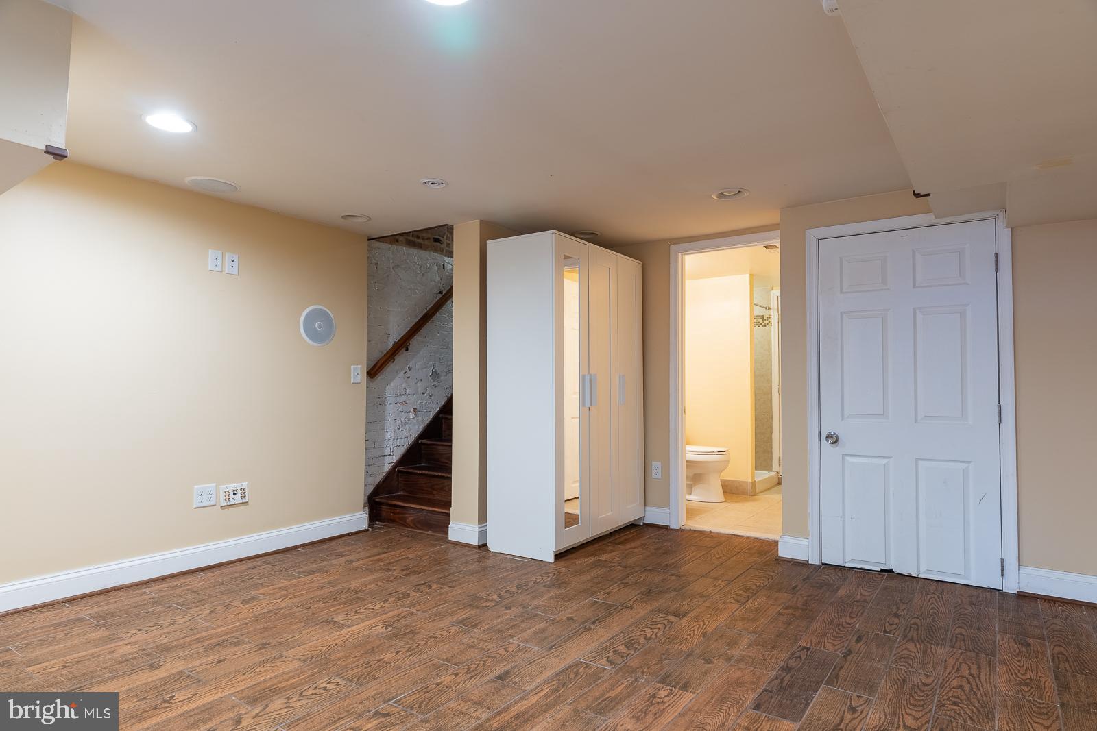 FEDERAL HILL HISTORIC DISTRICT - Residential Lease