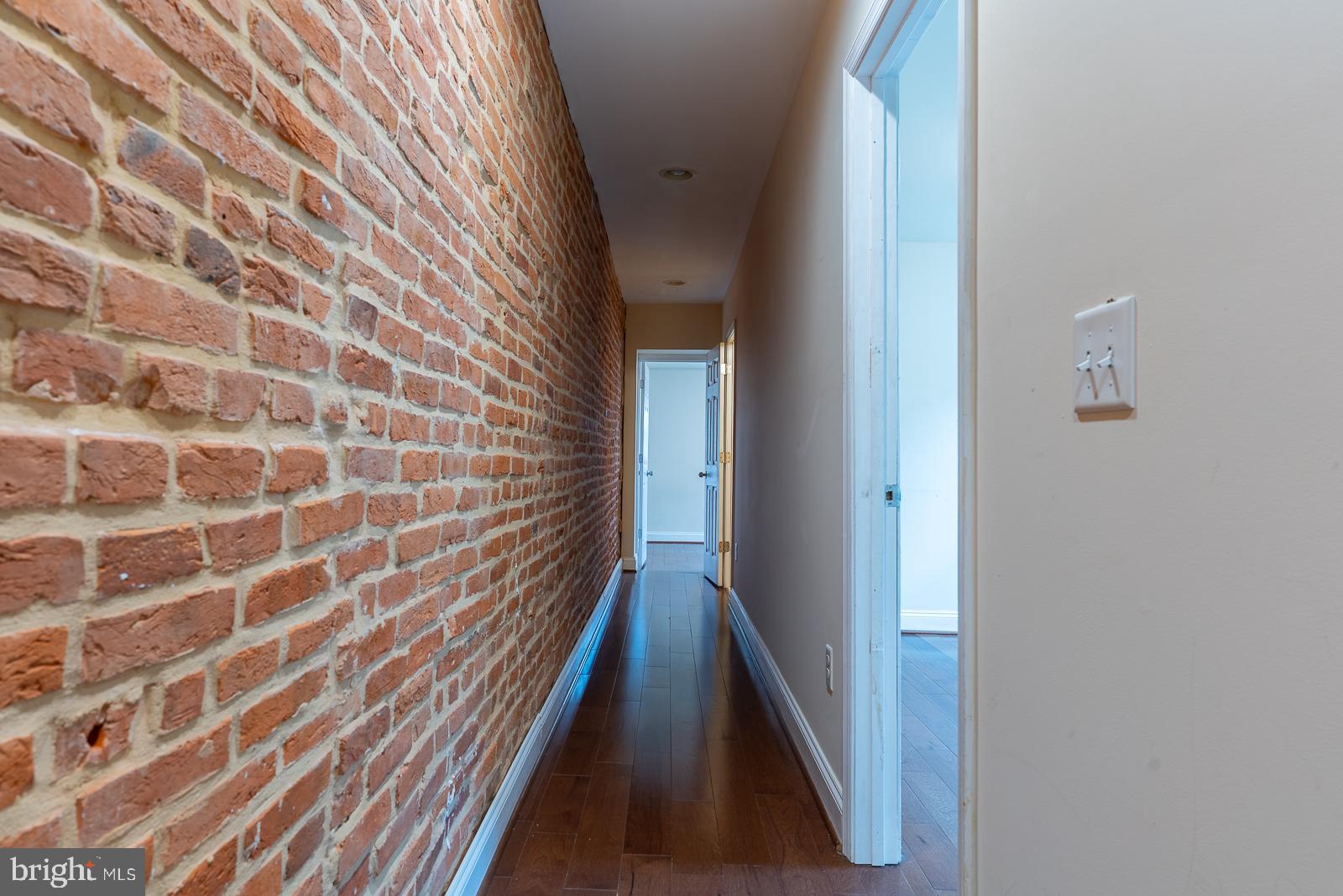 FEDERAL HILL HISTORIC DISTRICT - Residential Lease