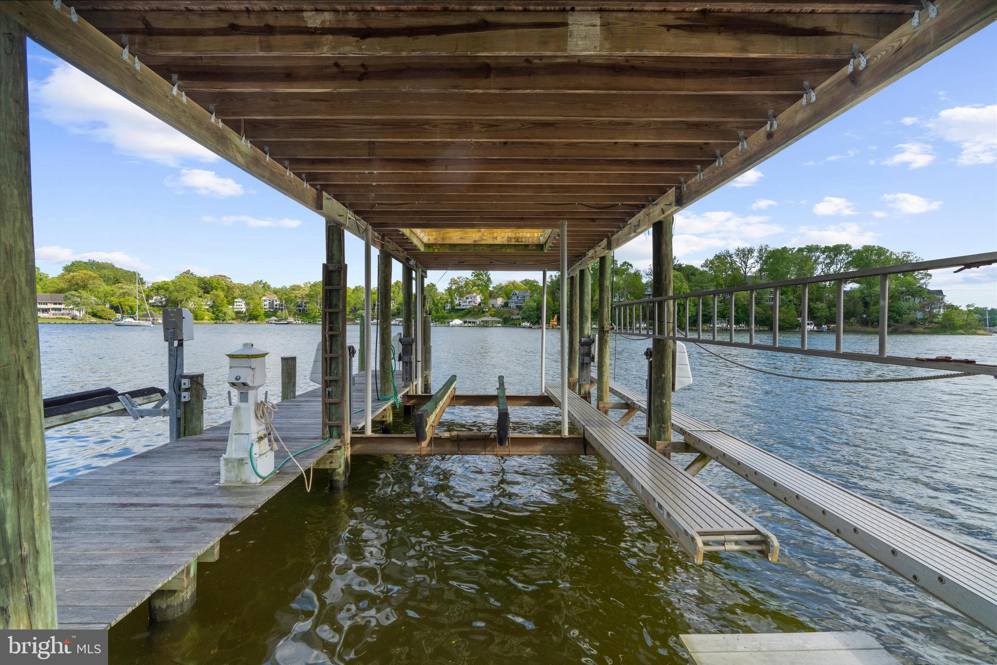 WEST SEVERNA PARK - Residential