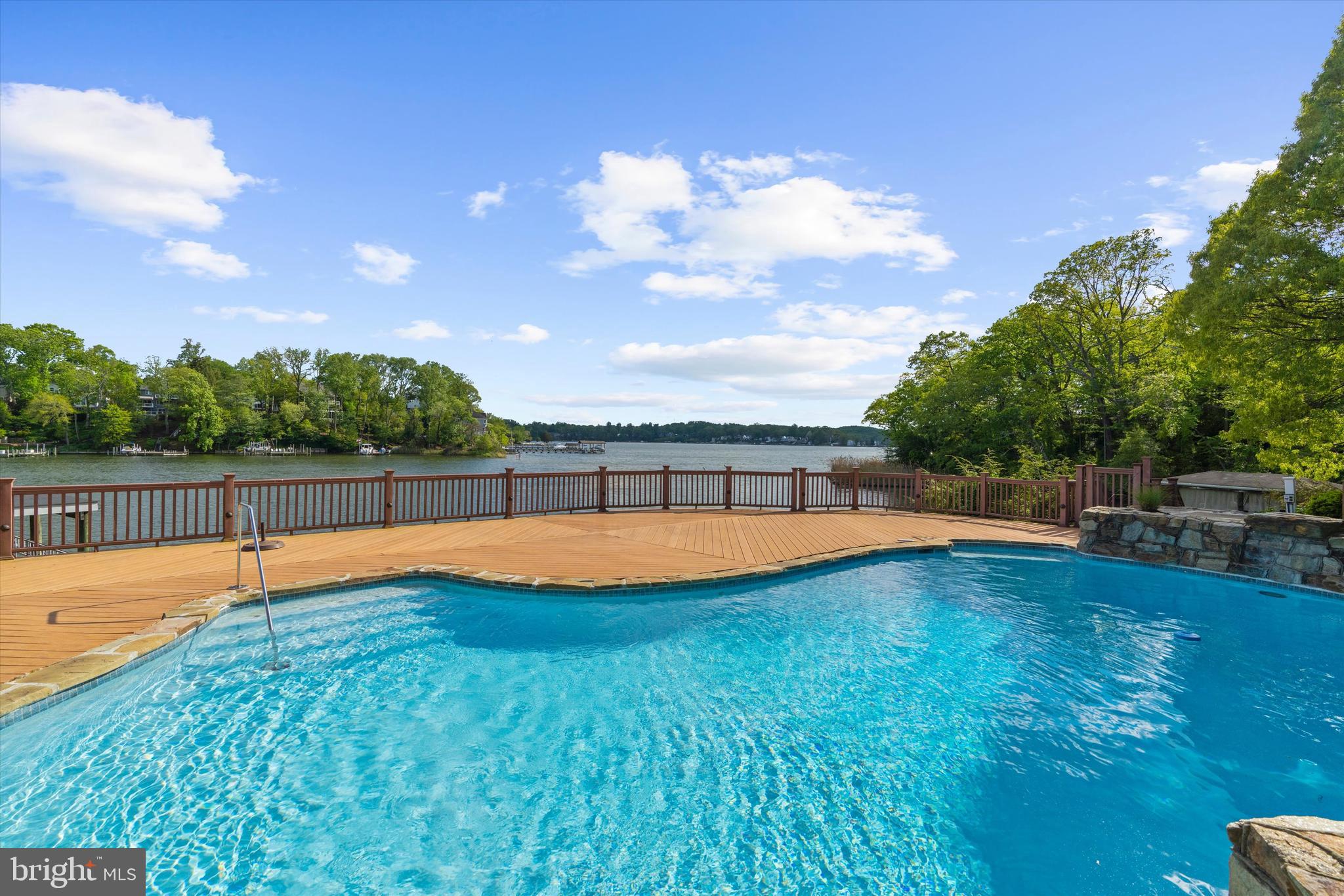 WEST SEVERNA PARK - Residential