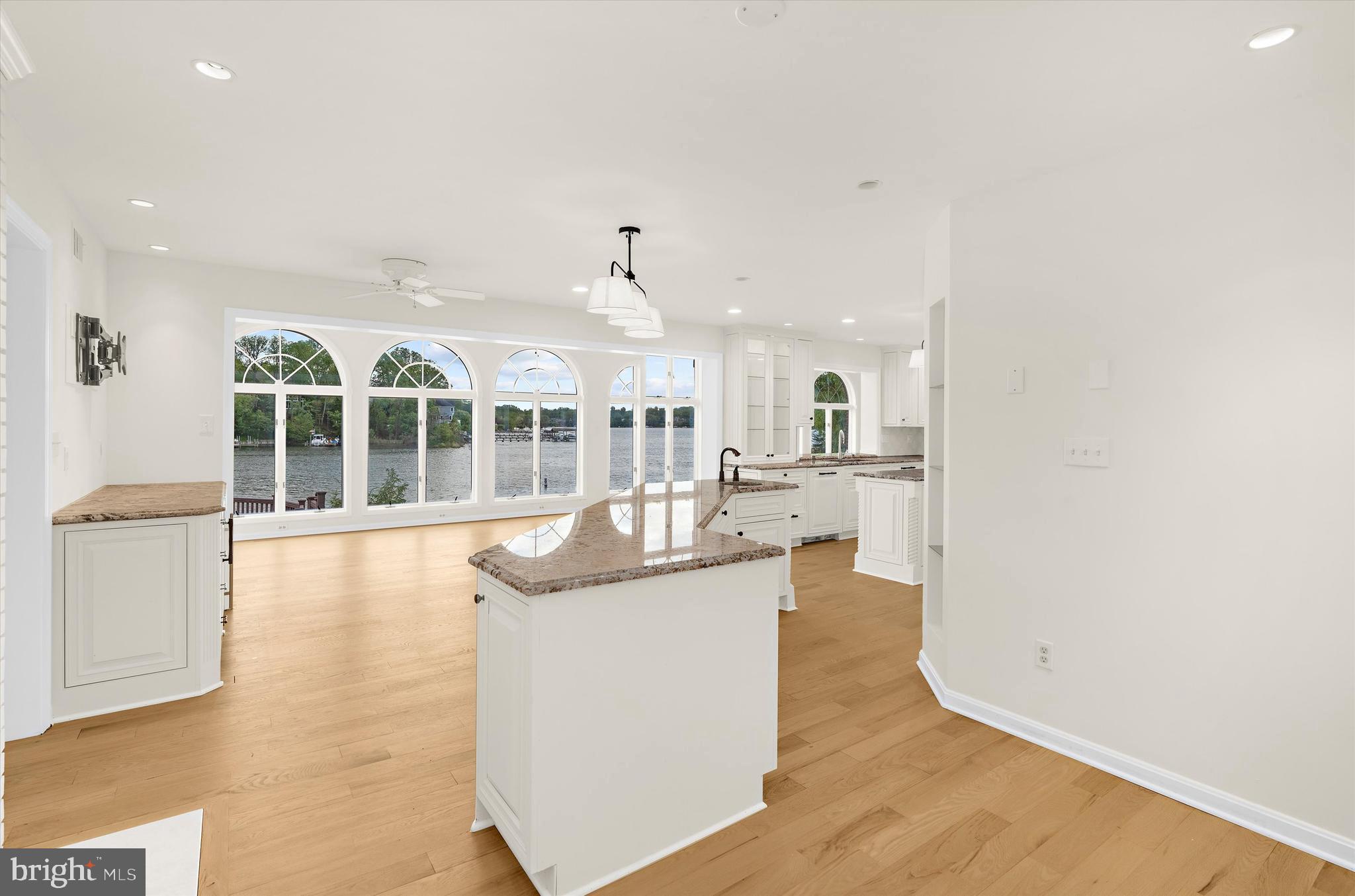 WEST SEVERNA PARK - Residential