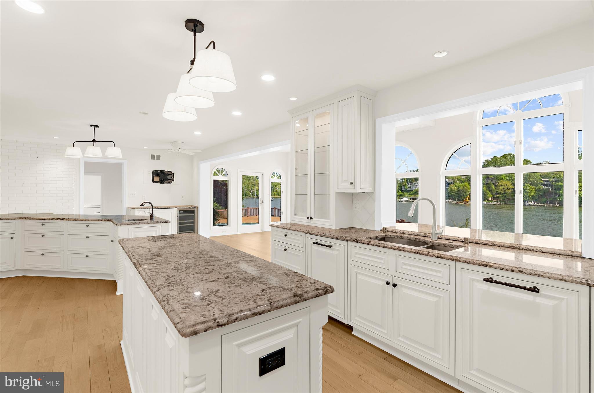 WEST SEVERNA PARK - Residential