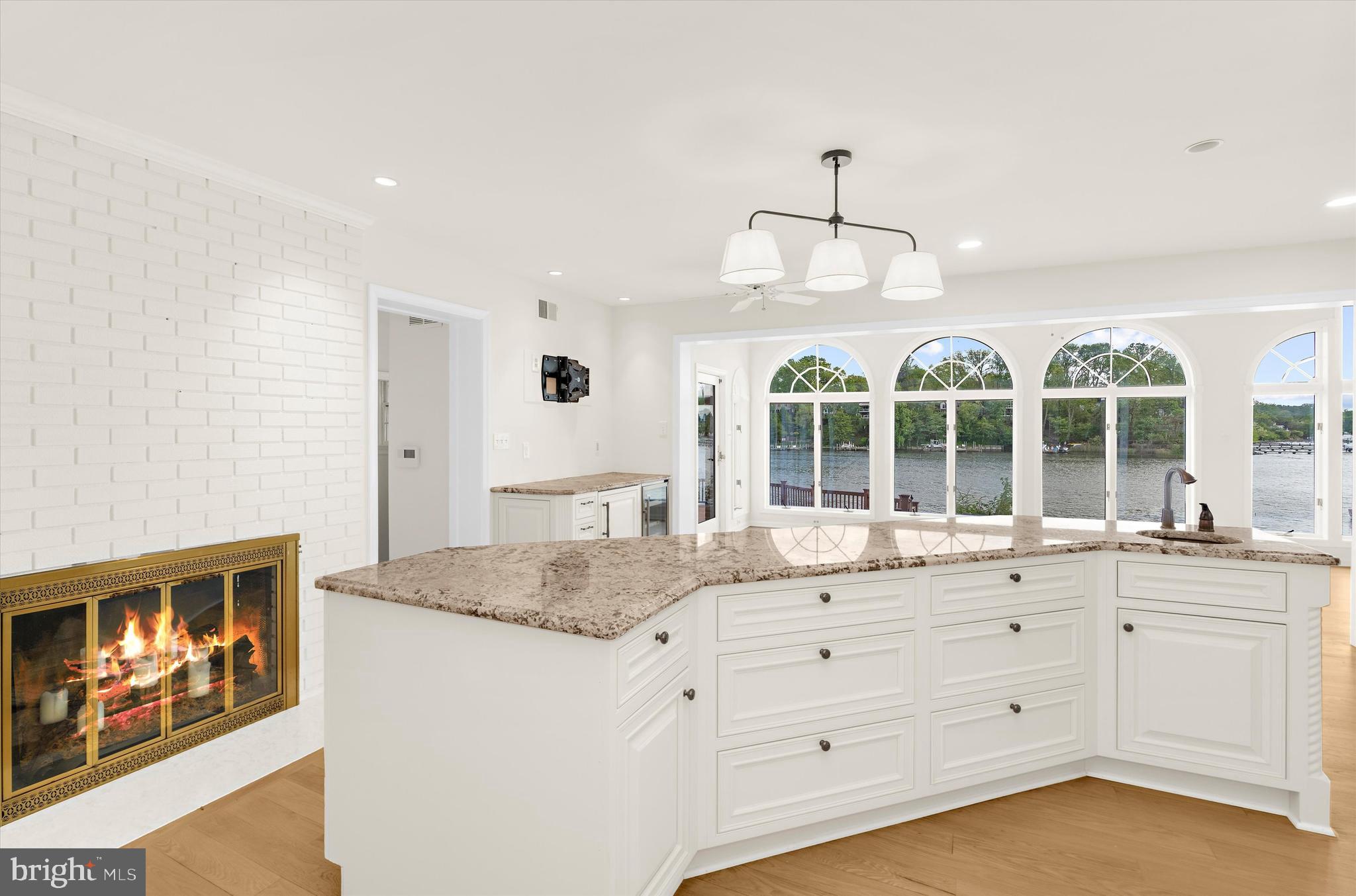 WEST SEVERNA PARK - Residential