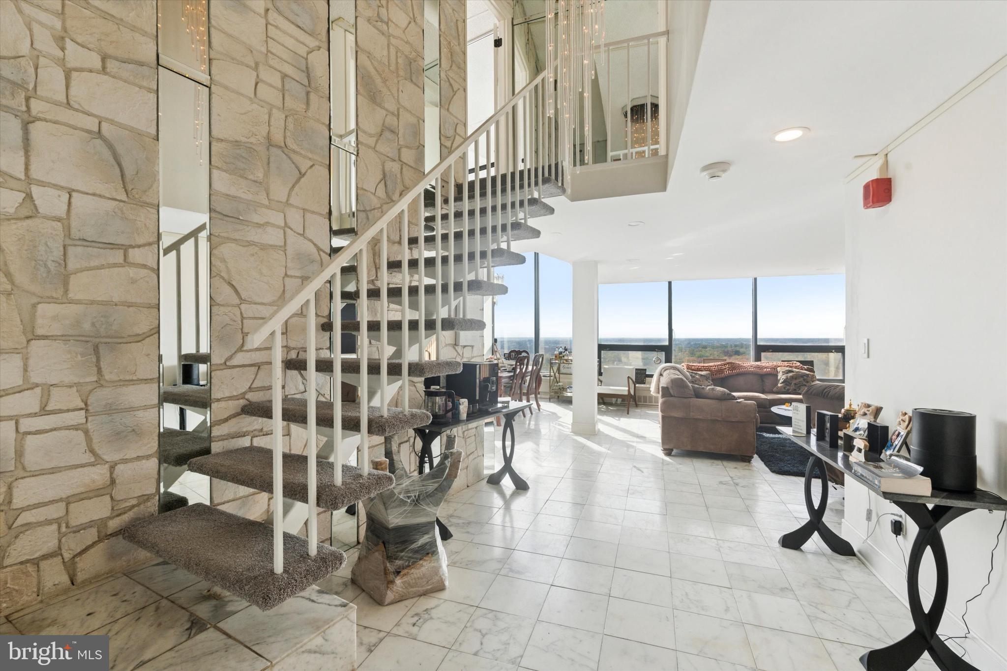 WYNNEFIELD HEIGHTS - Residential