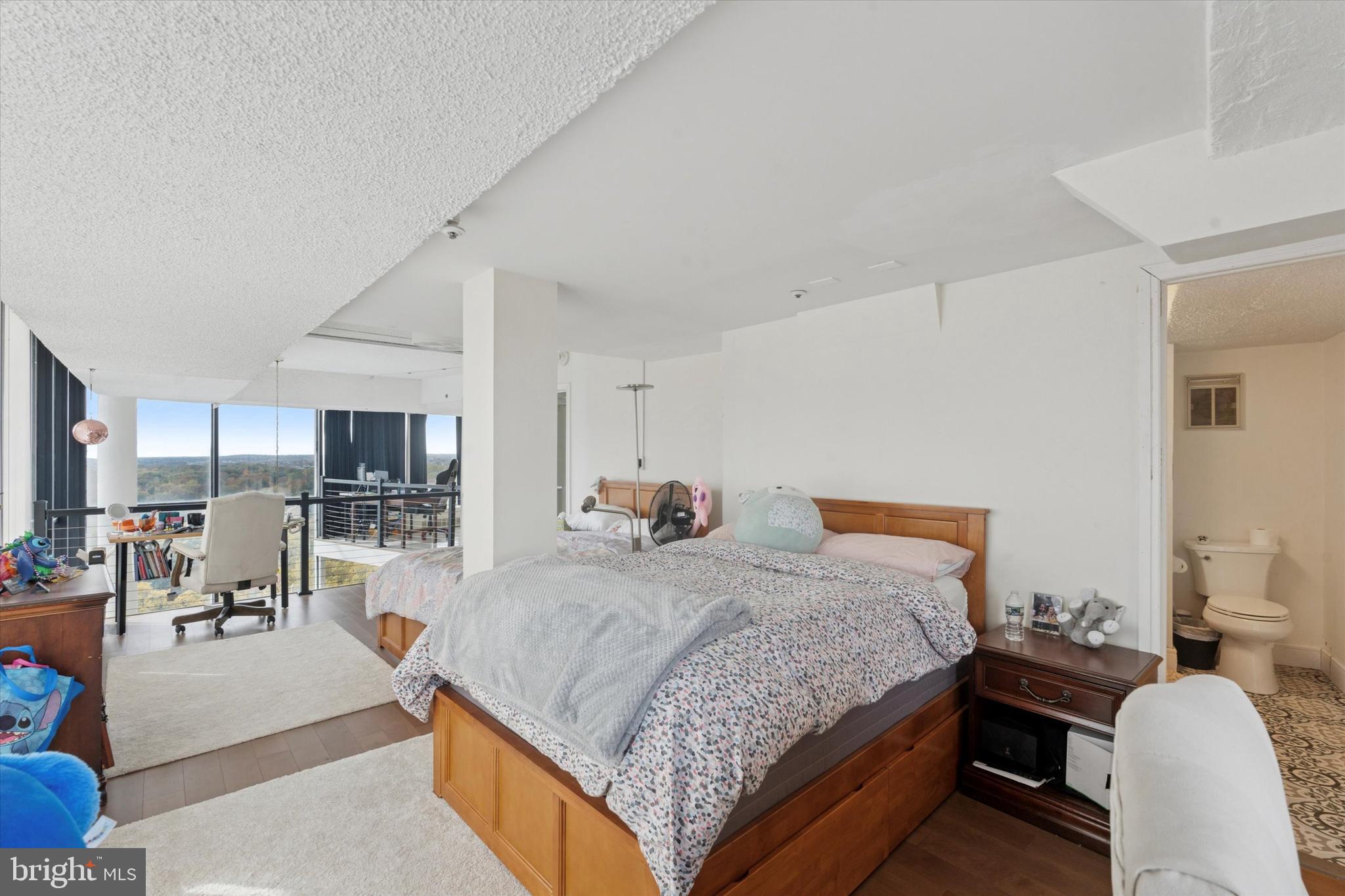 WYNNEFIELD HEIGHTS - Residential