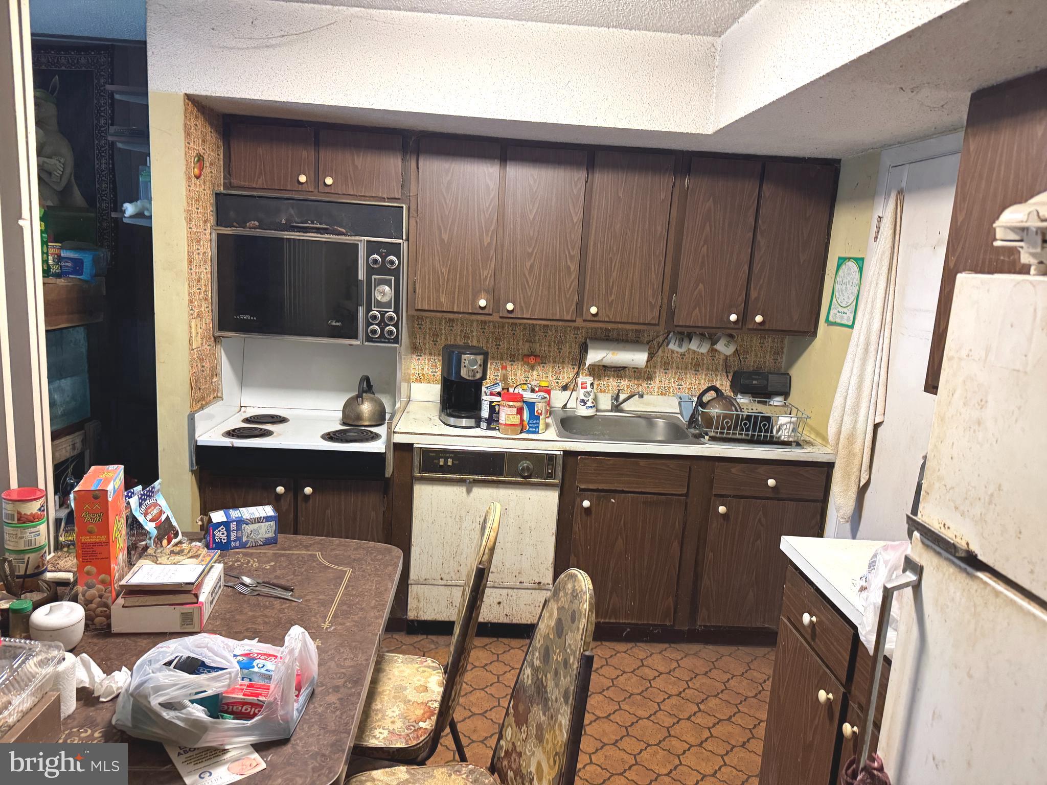 TUSCANY CONDOS - Residential