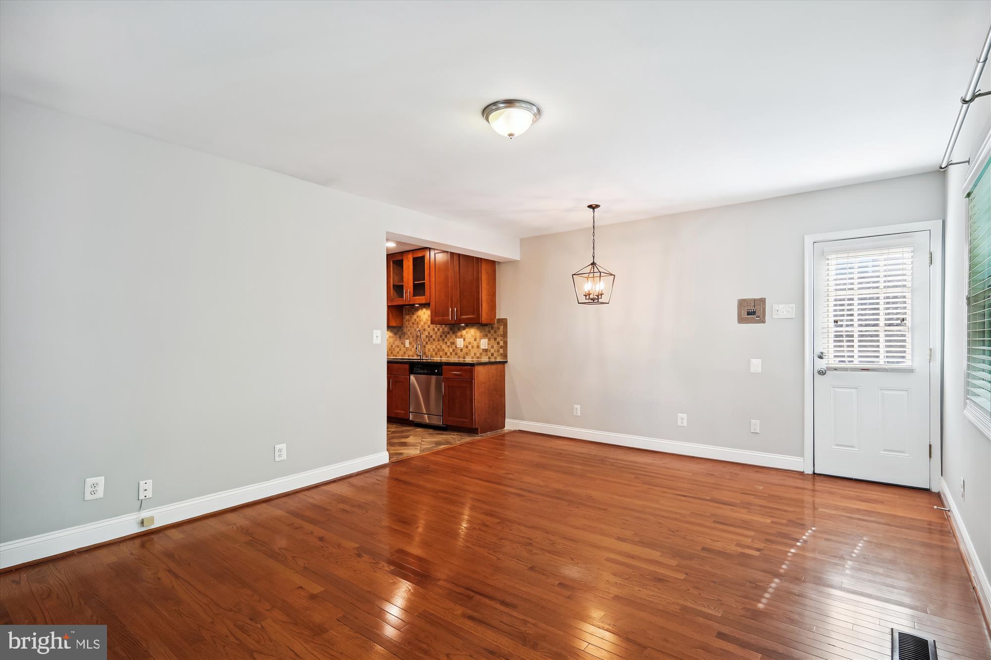 TYLER PARK - Residential Lease