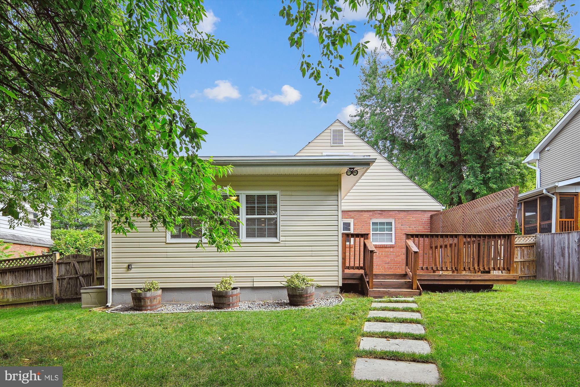 TYLER PARK - Residential Lease