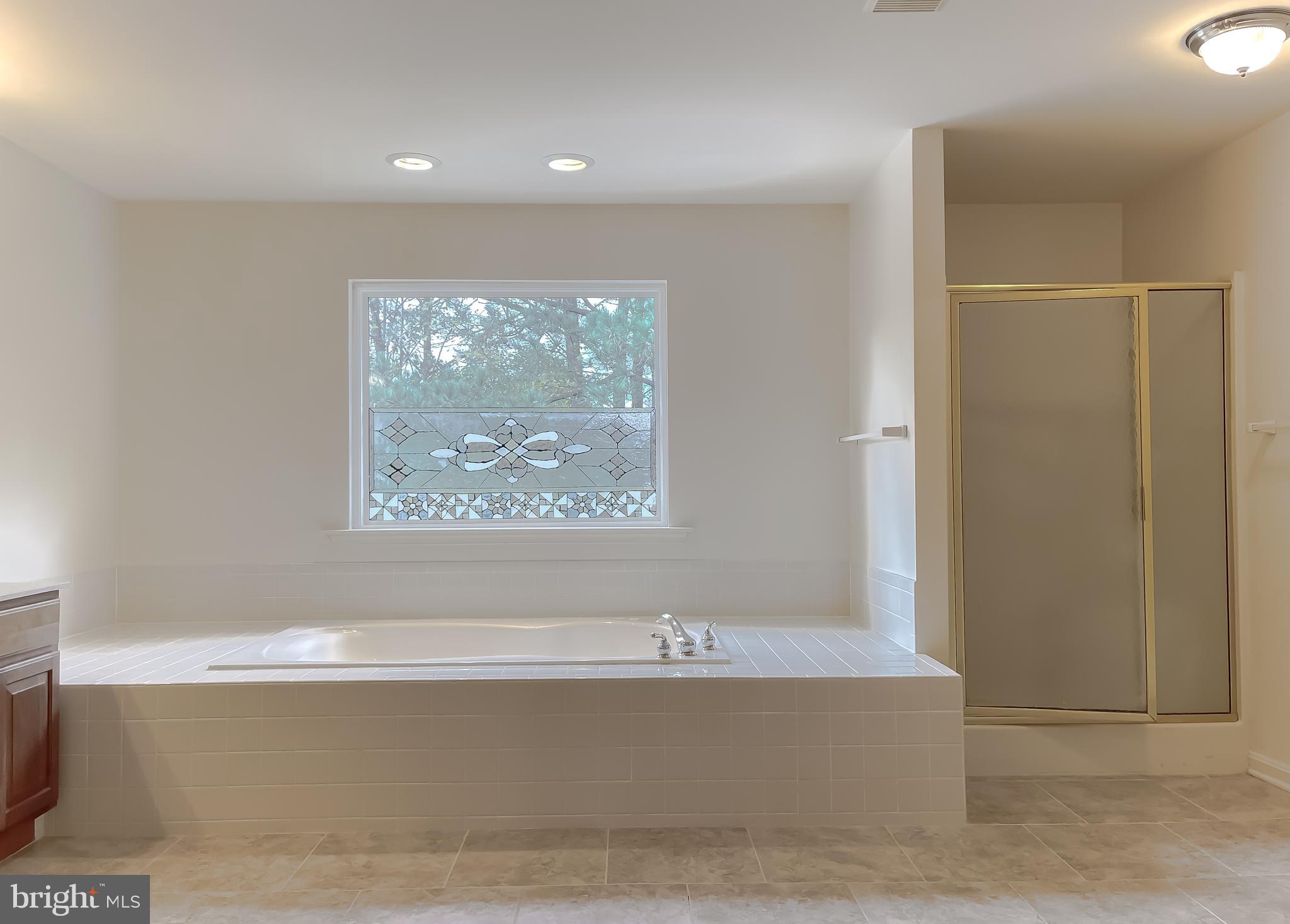 PEMBROOKE - Residential