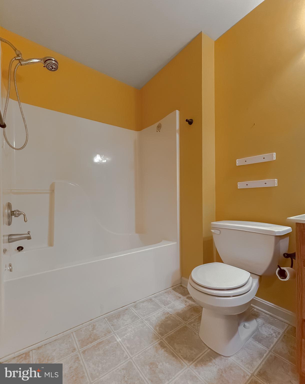 PEMBROOKE - Residential