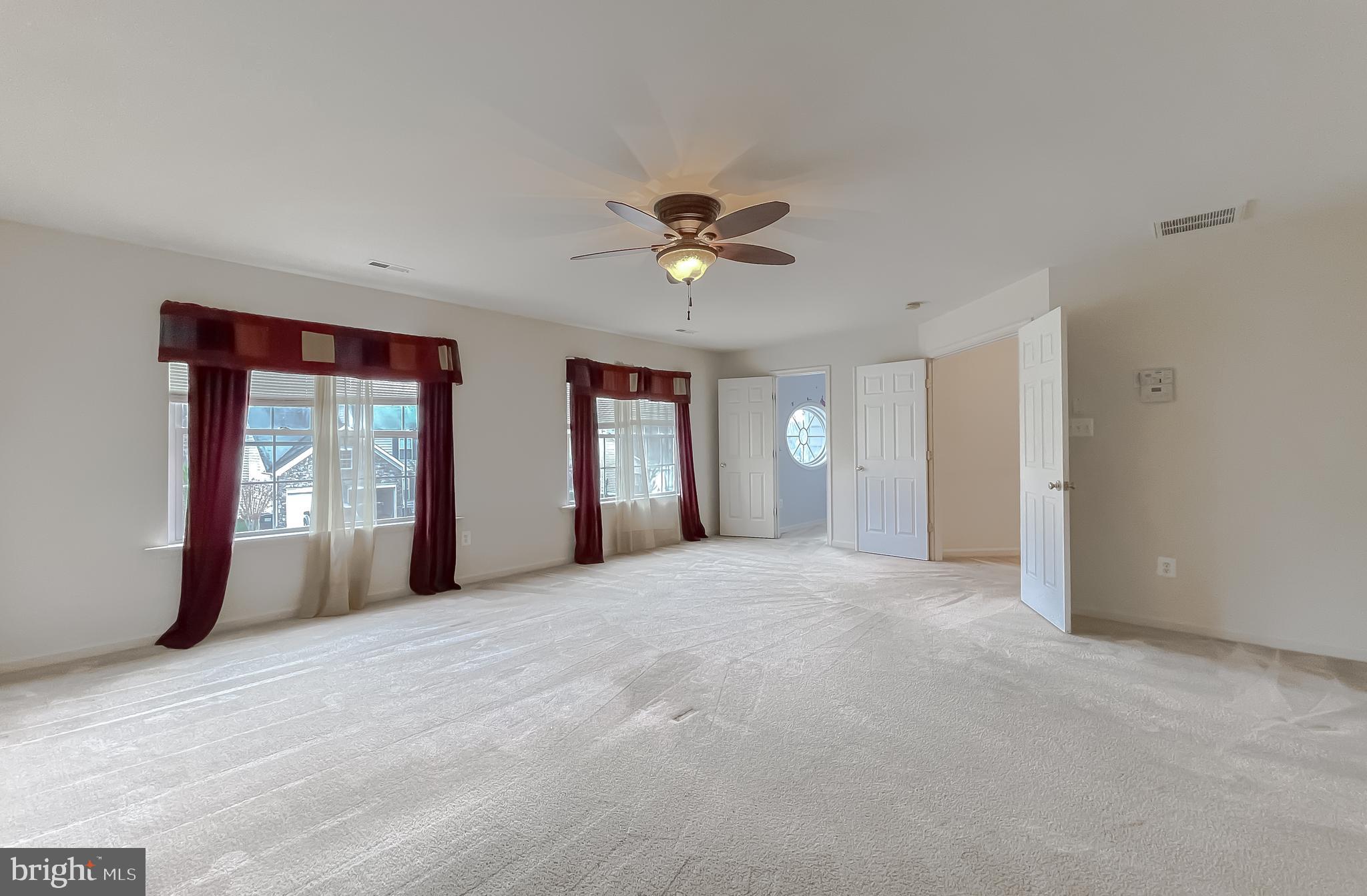 PEMBROOKE - Residential