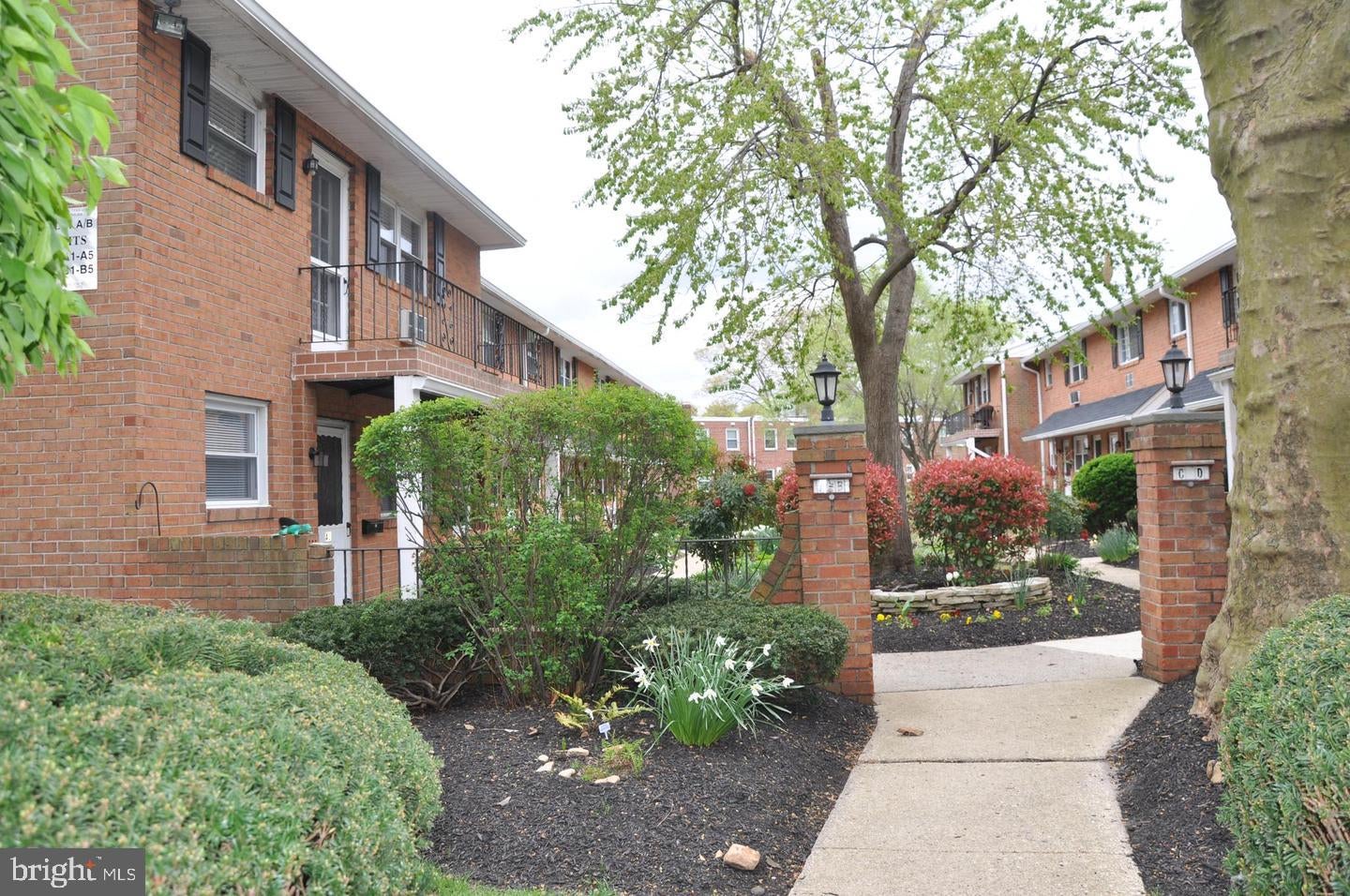 340 WOODLAWN TERRACE B1