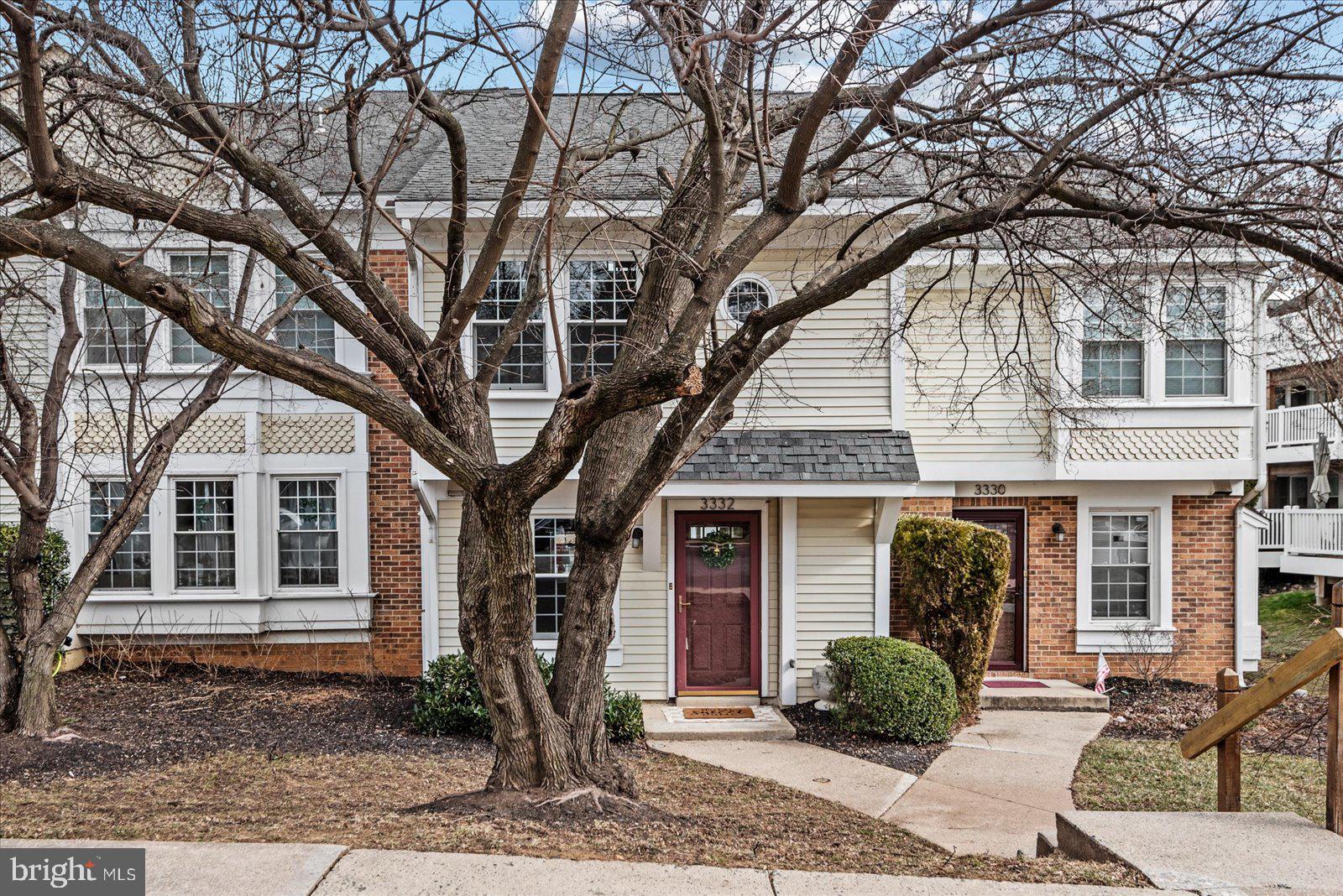 WATERS EDGE - Residential