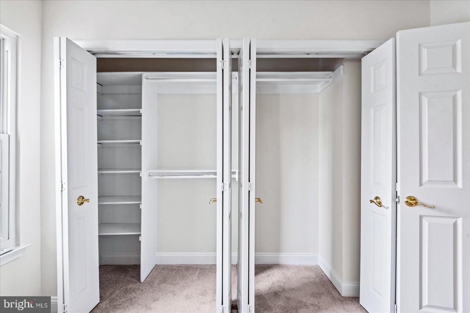 WATERS EDGE - Residential