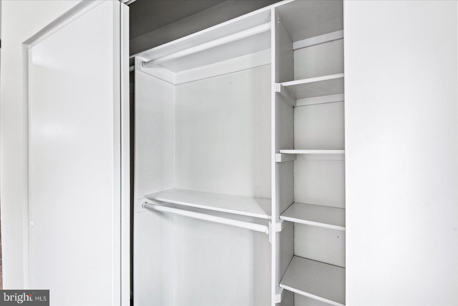 WATERS EDGE - Residential