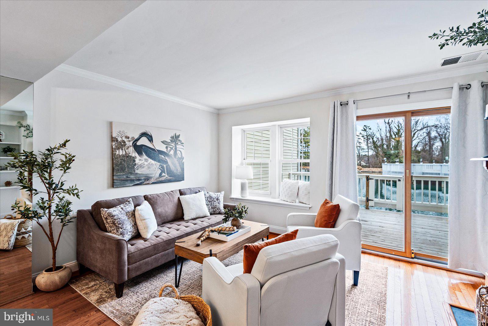 WATERS EDGE - Residential