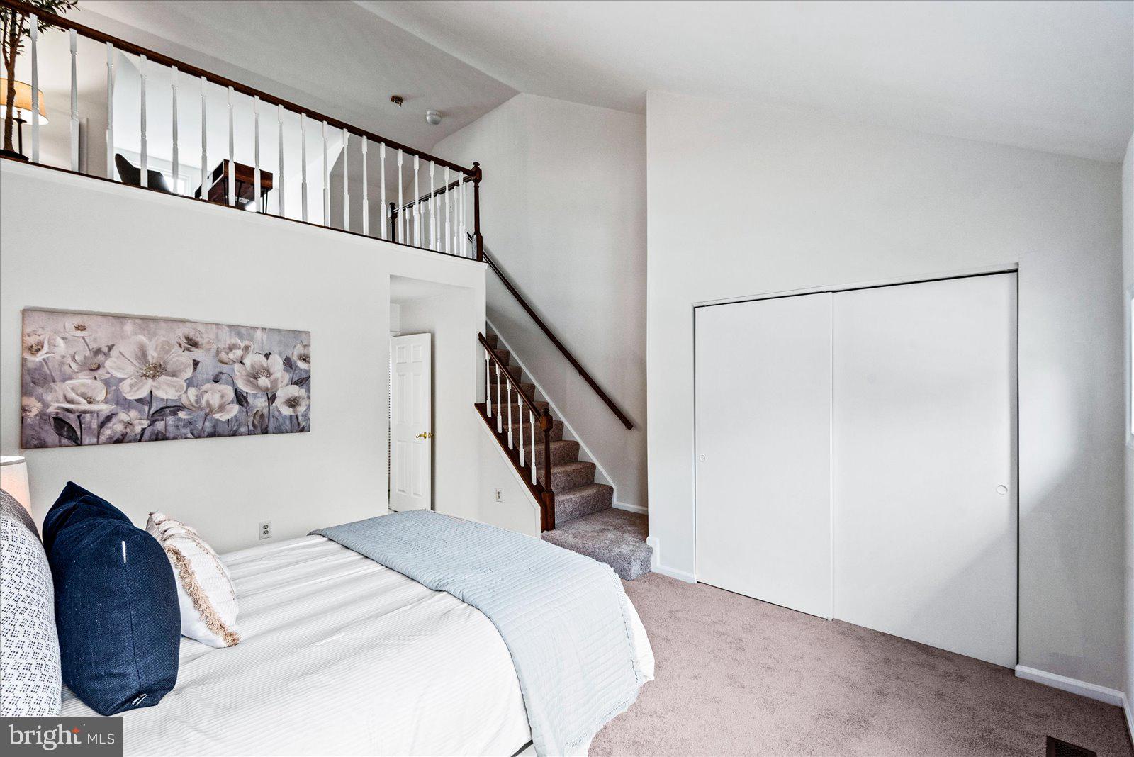 WATERS EDGE - Residential