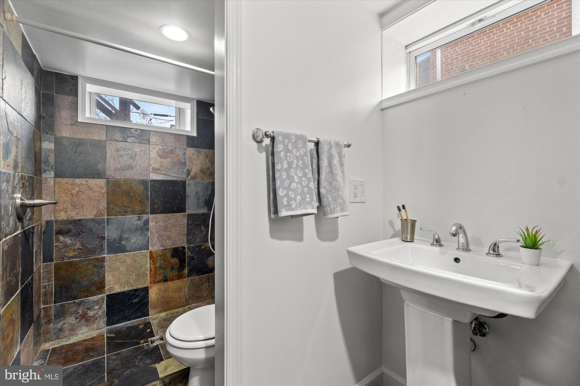 DEL RAY - Residential