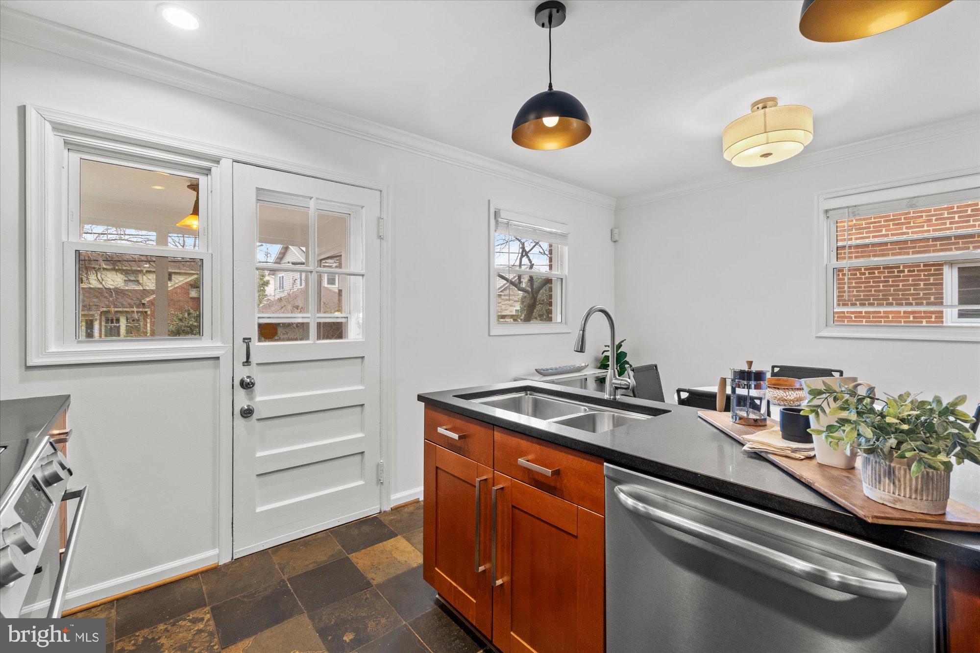 DEL RAY - Residential