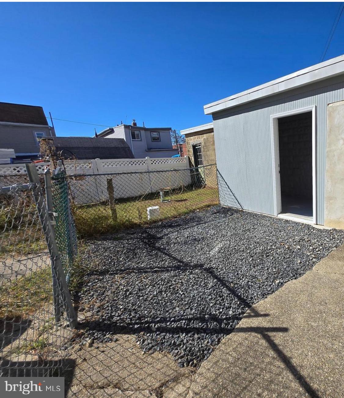 124 N SUSSEX STREET