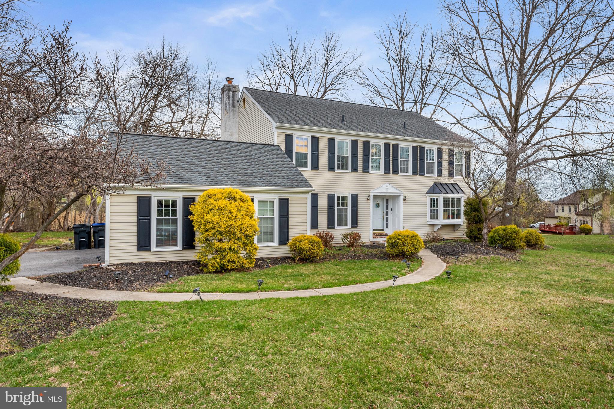 1068 ARMSTRONG COURT