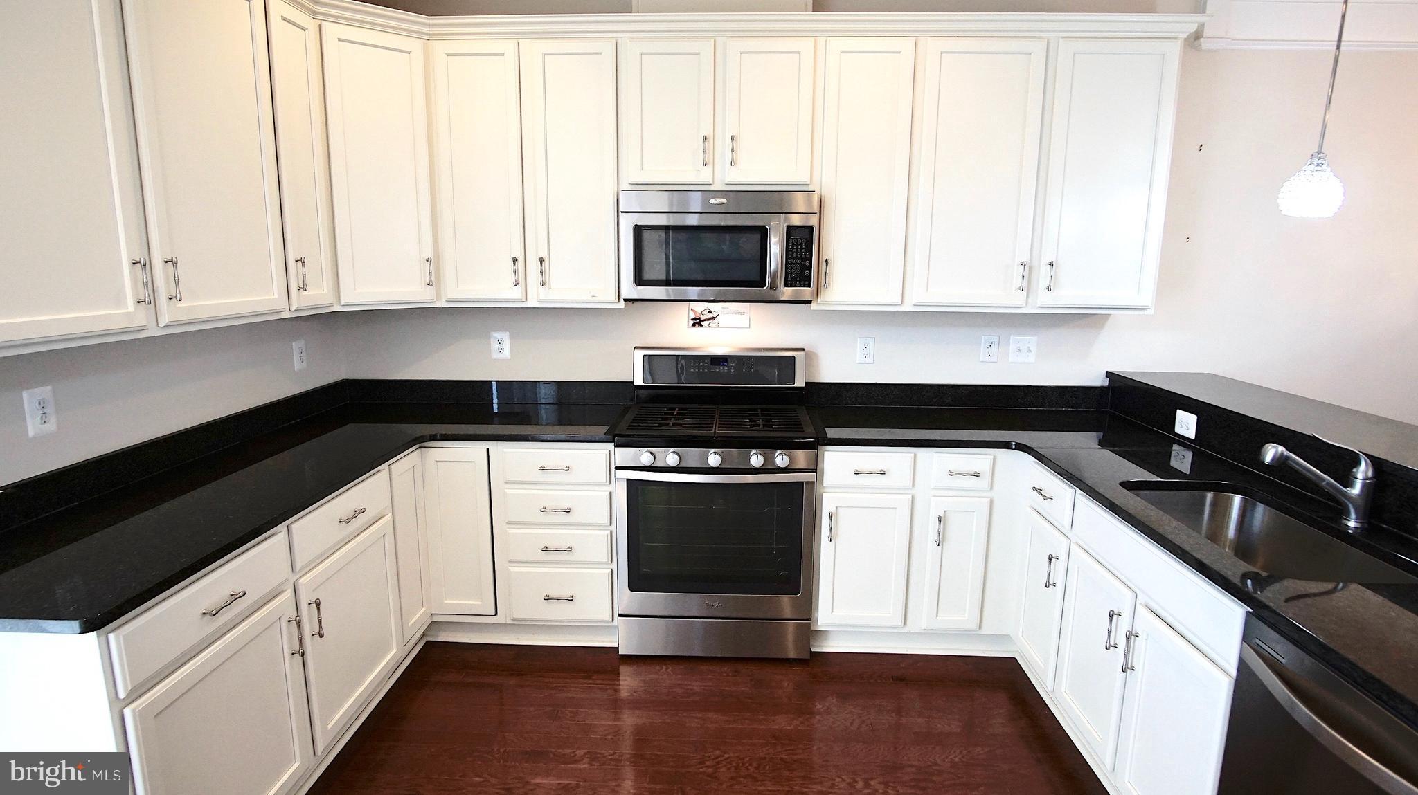 TOWSON GREEN - Residential Lease