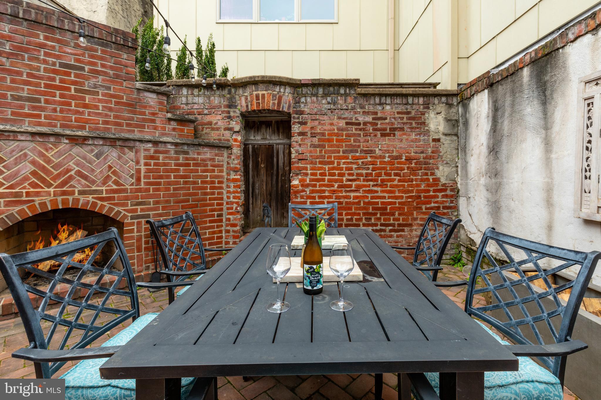 BELLA VISTA - Residential