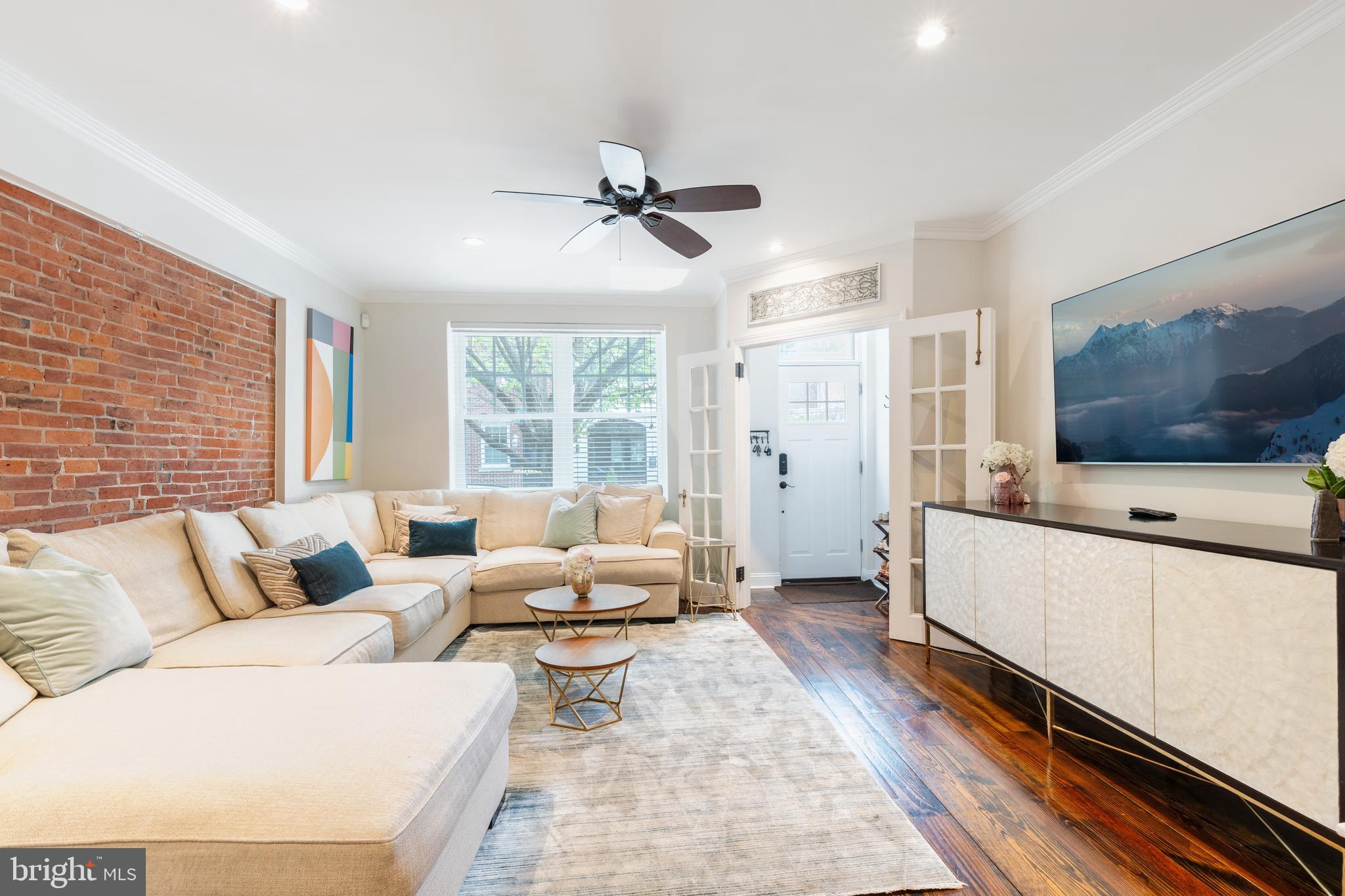 BELLA VISTA - Residential