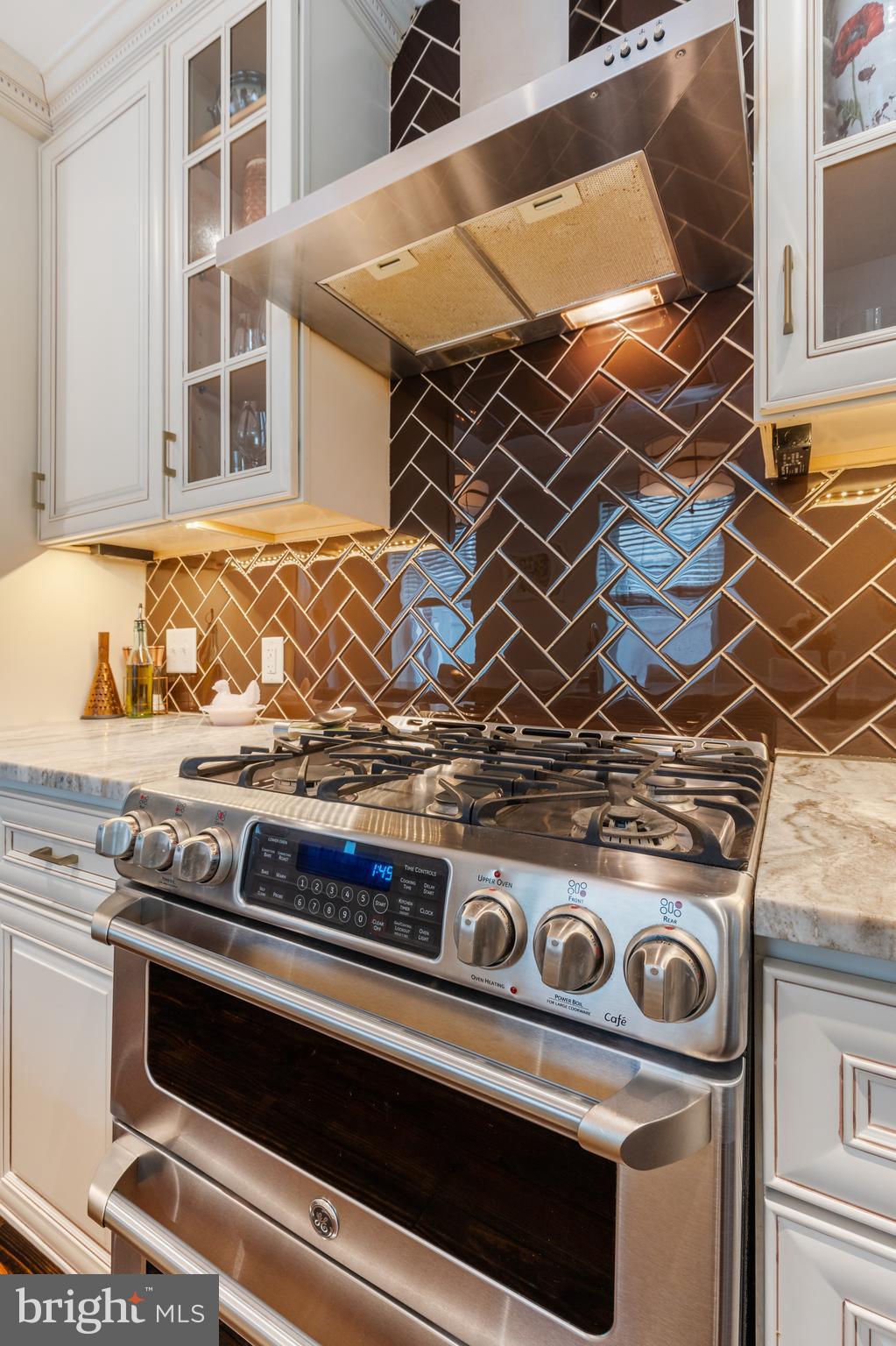 BELLA VISTA - Residential