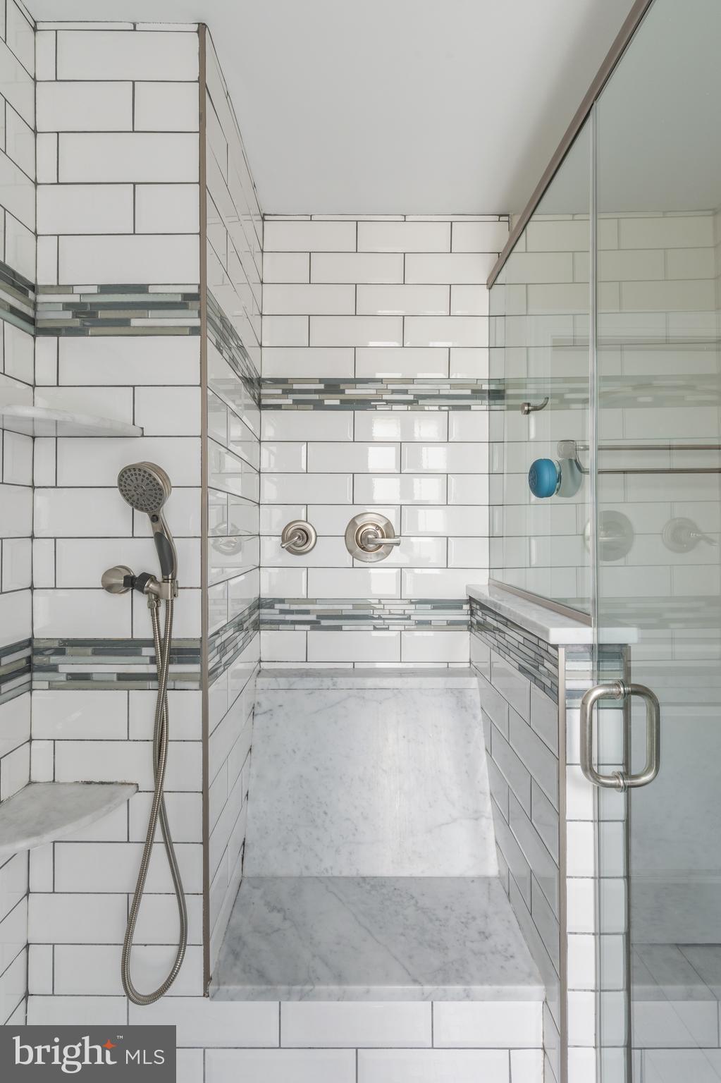 BELLA VISTA - Residential