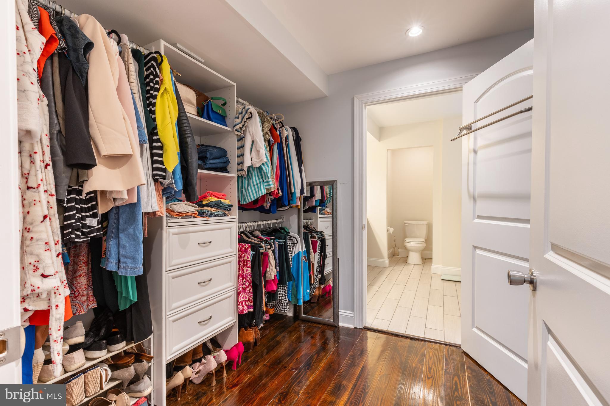 BELLA VISTA - Residential