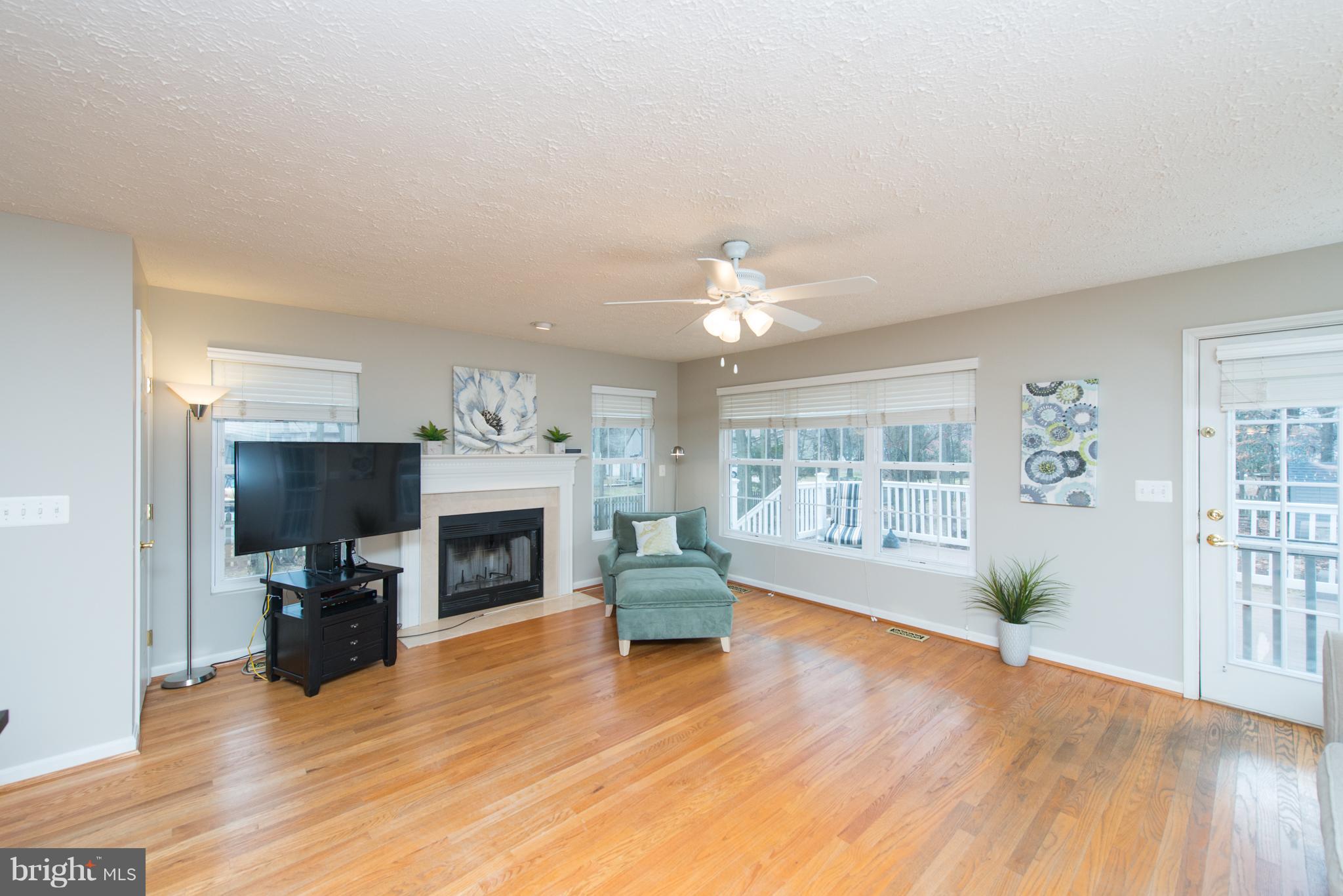 OYSTER HARBOR - Residential