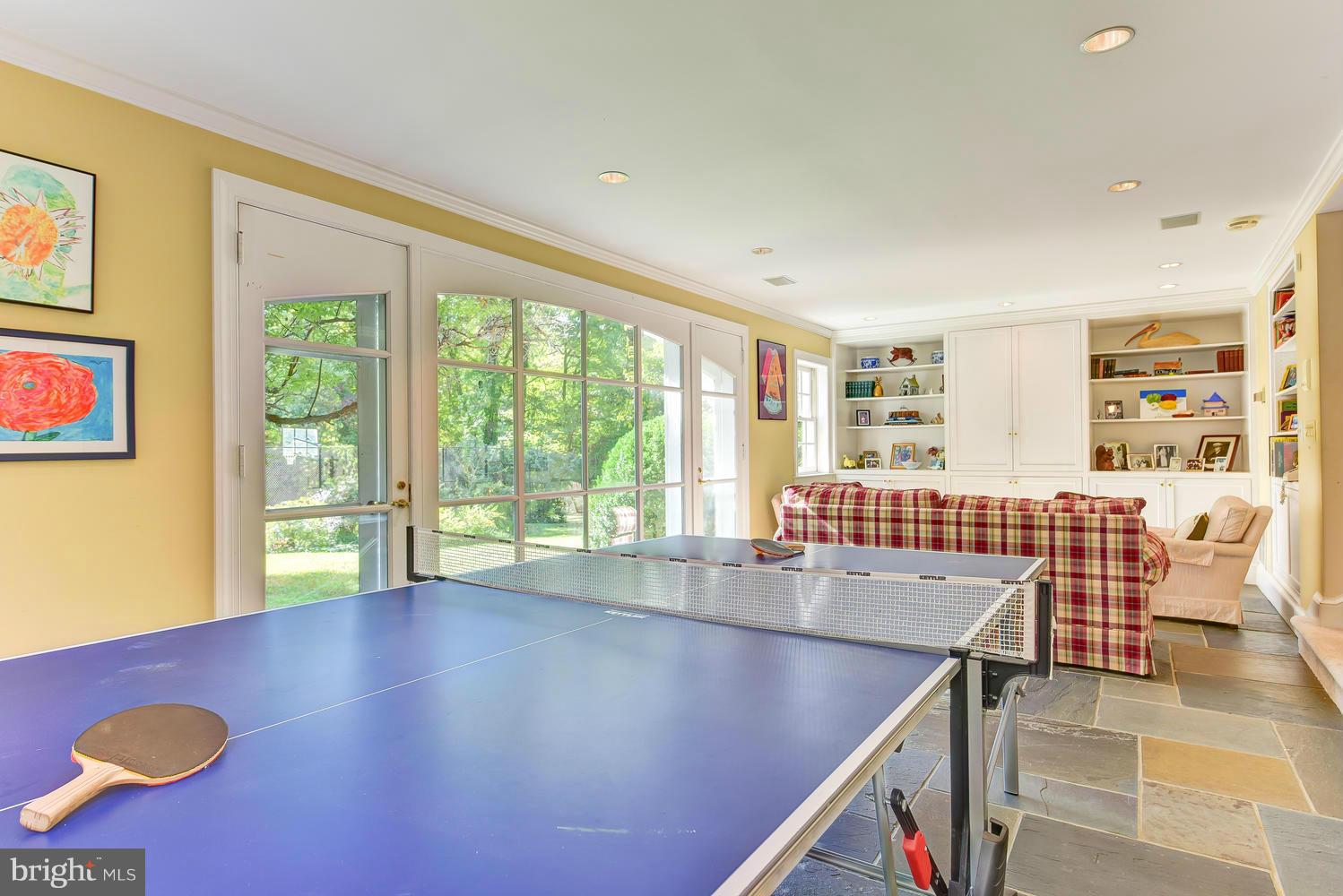 COLLEGE PARK - Residential