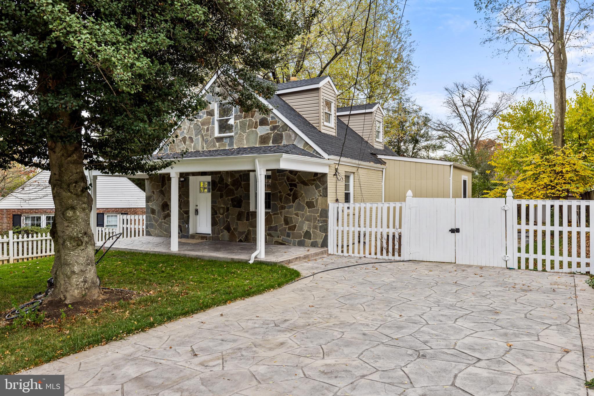 TYLER PARK - Residential Lease