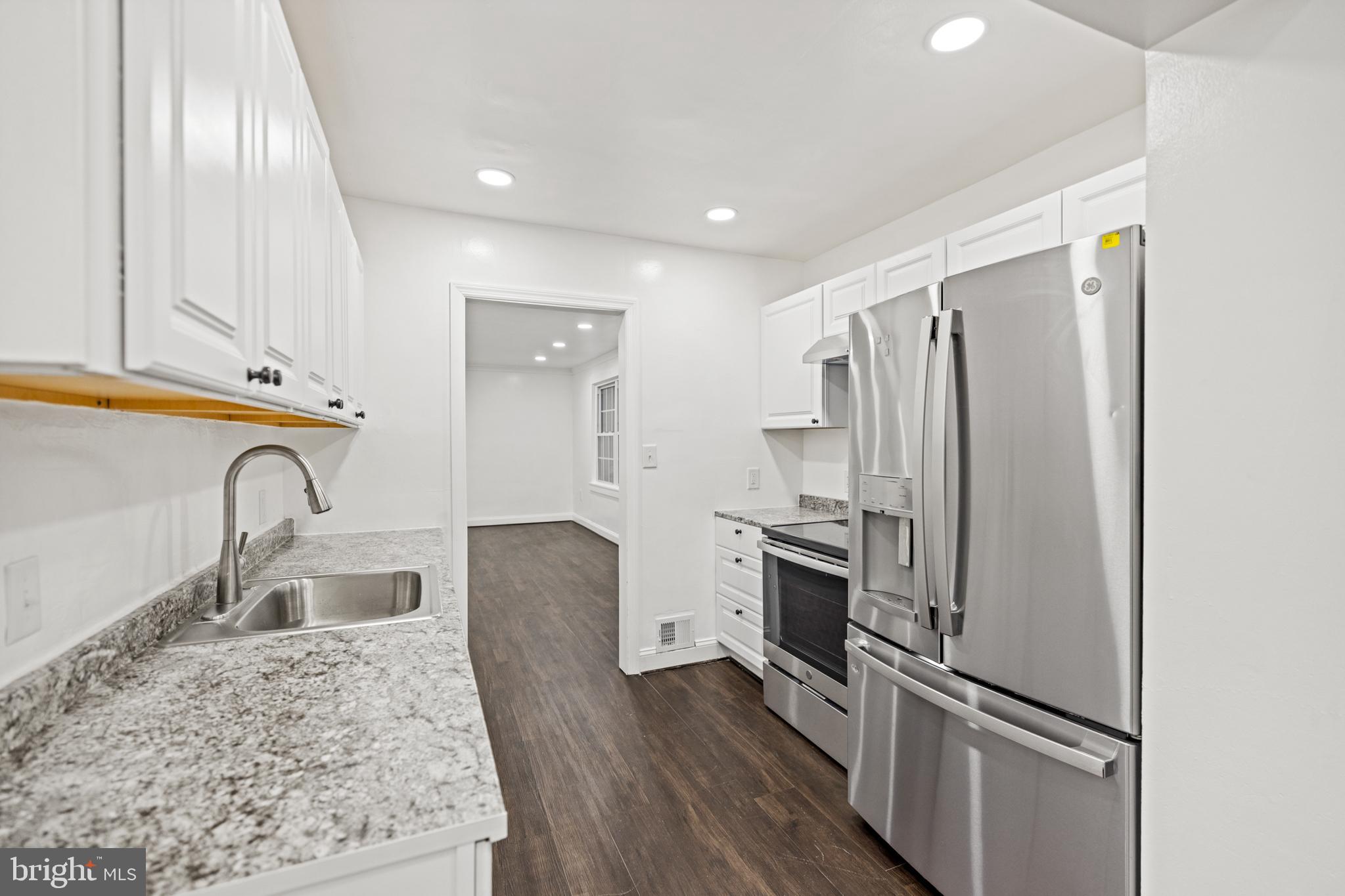 TYLER PARK - Residential Lease