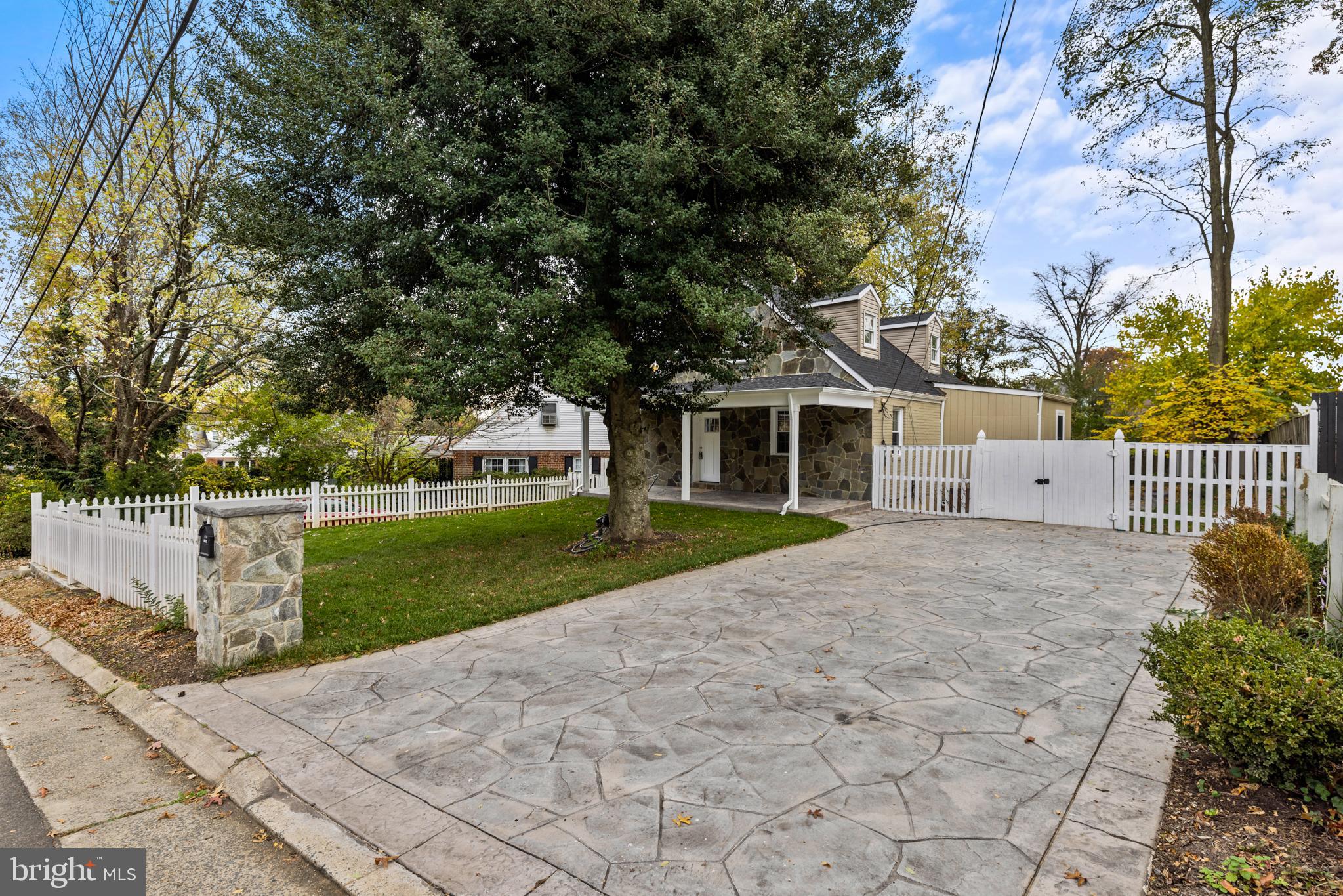 TYLER PARK - Residential Lease