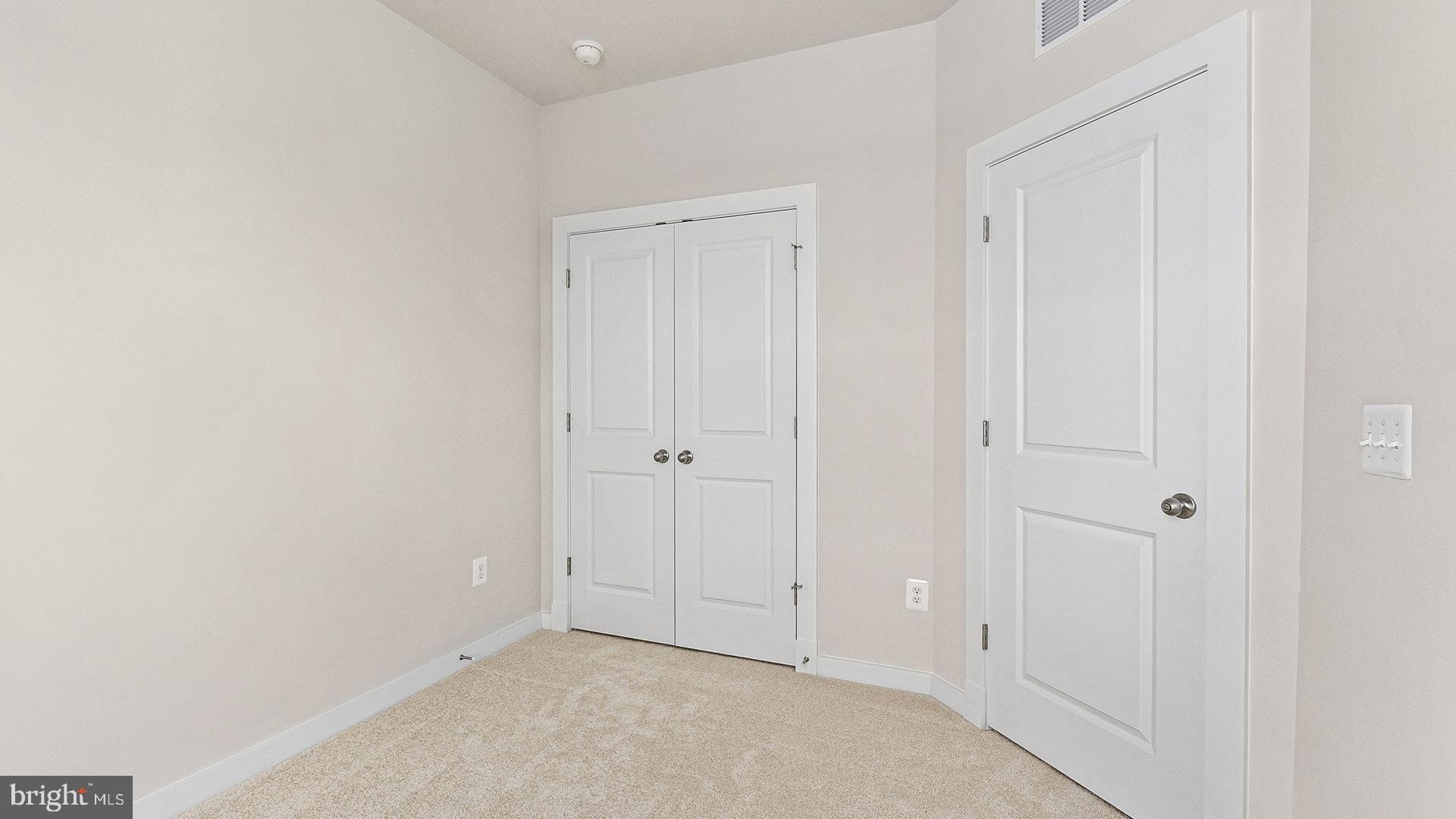 MARY'S LANDING - Residential