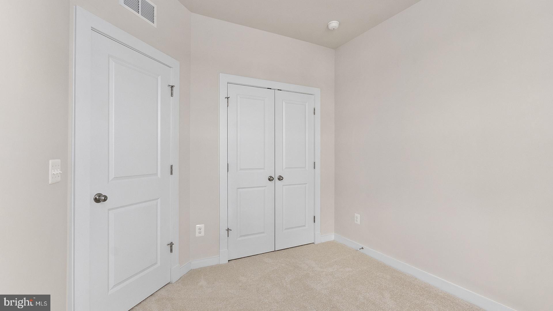 MARY'S LANDING - Residential