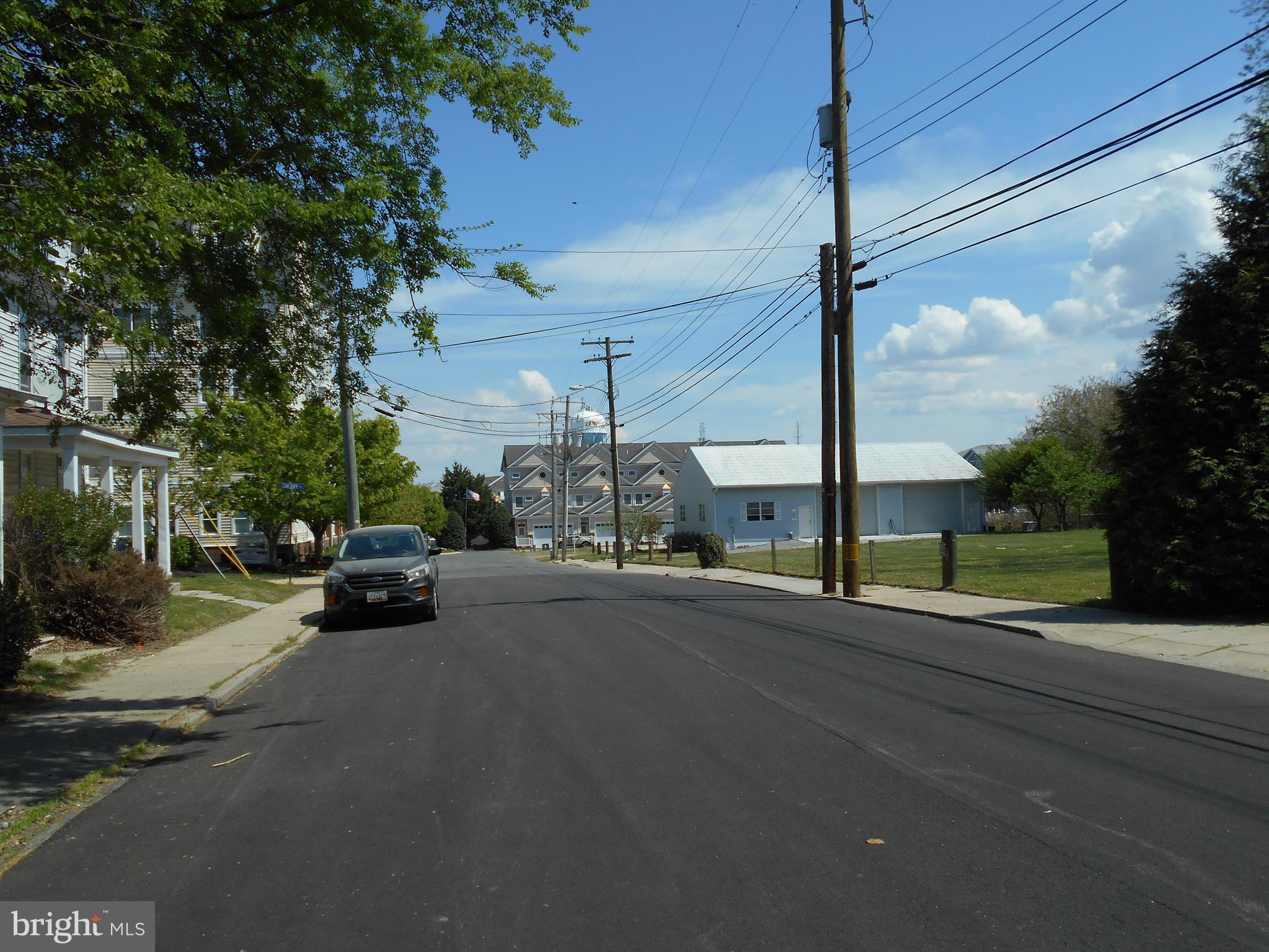 CAMBRIDGE - Residential